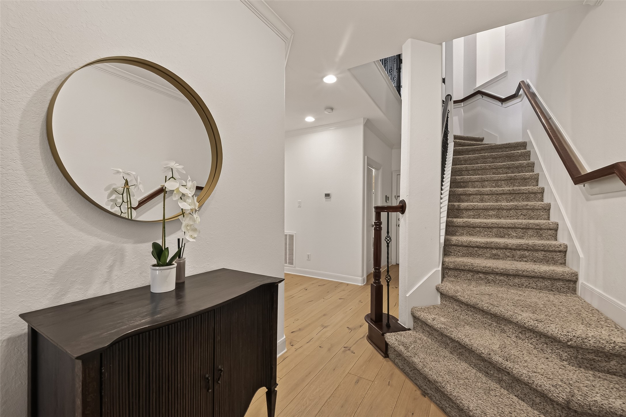 15 Islewood Boulevard Property Photo 4