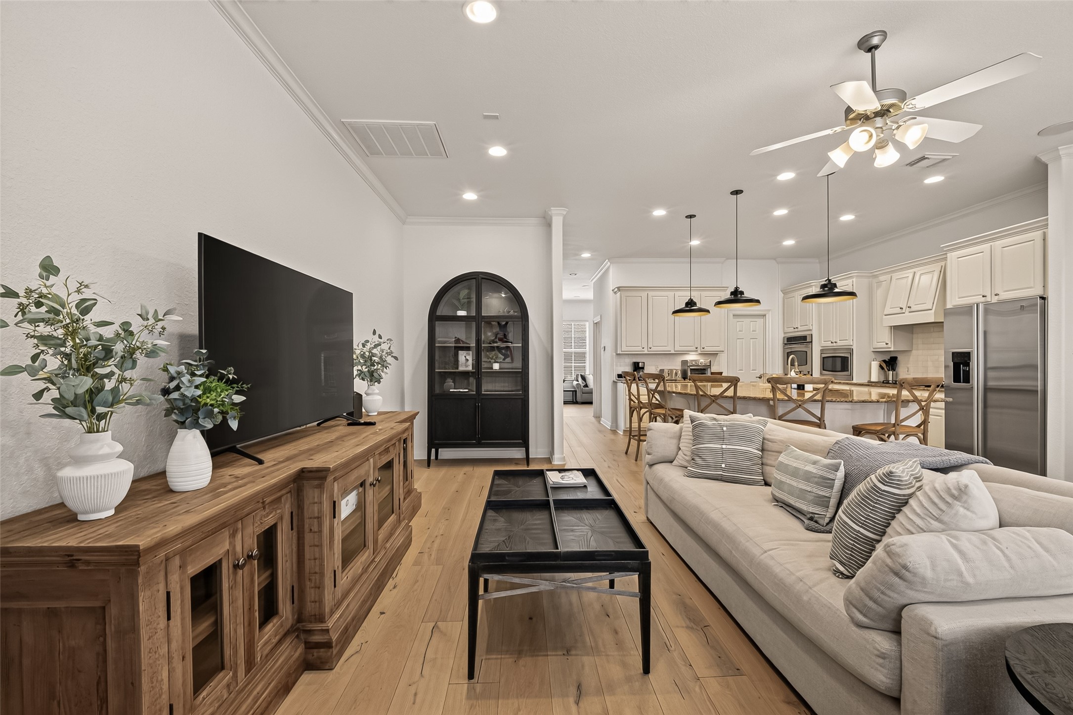 15 Islewood Boulevard Property Photo 8