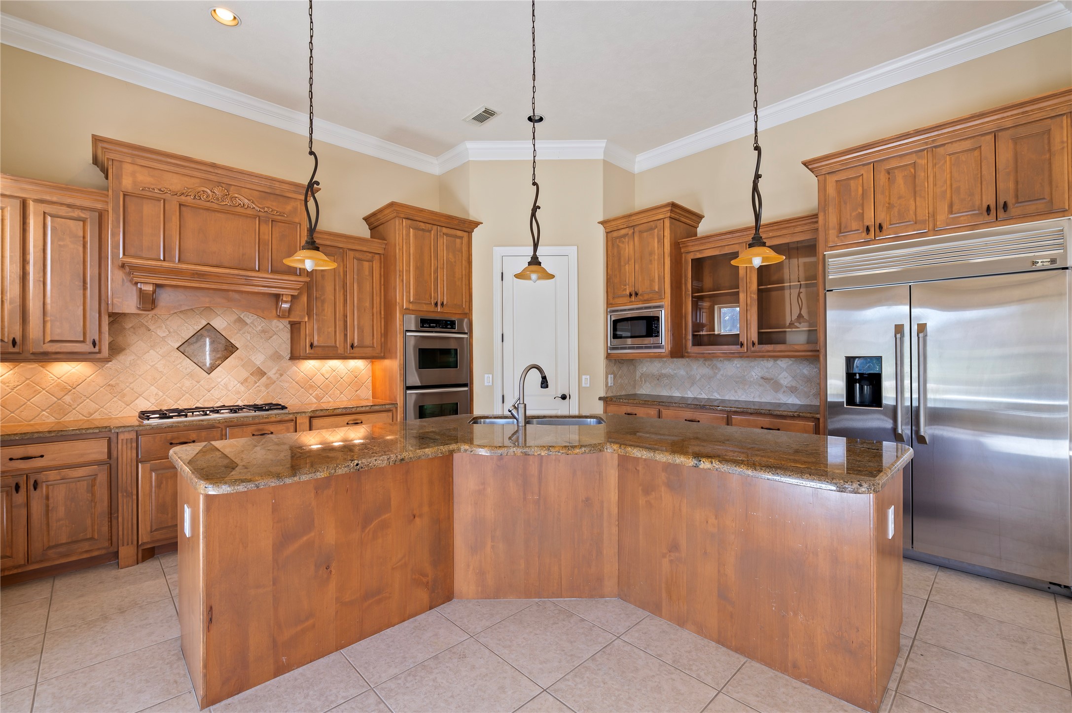 538 Villa Drive Property Photo 14