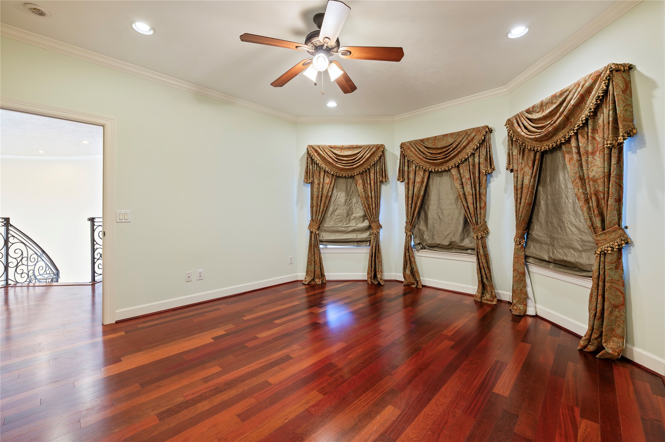 538 Villa Drive Property Photo 27