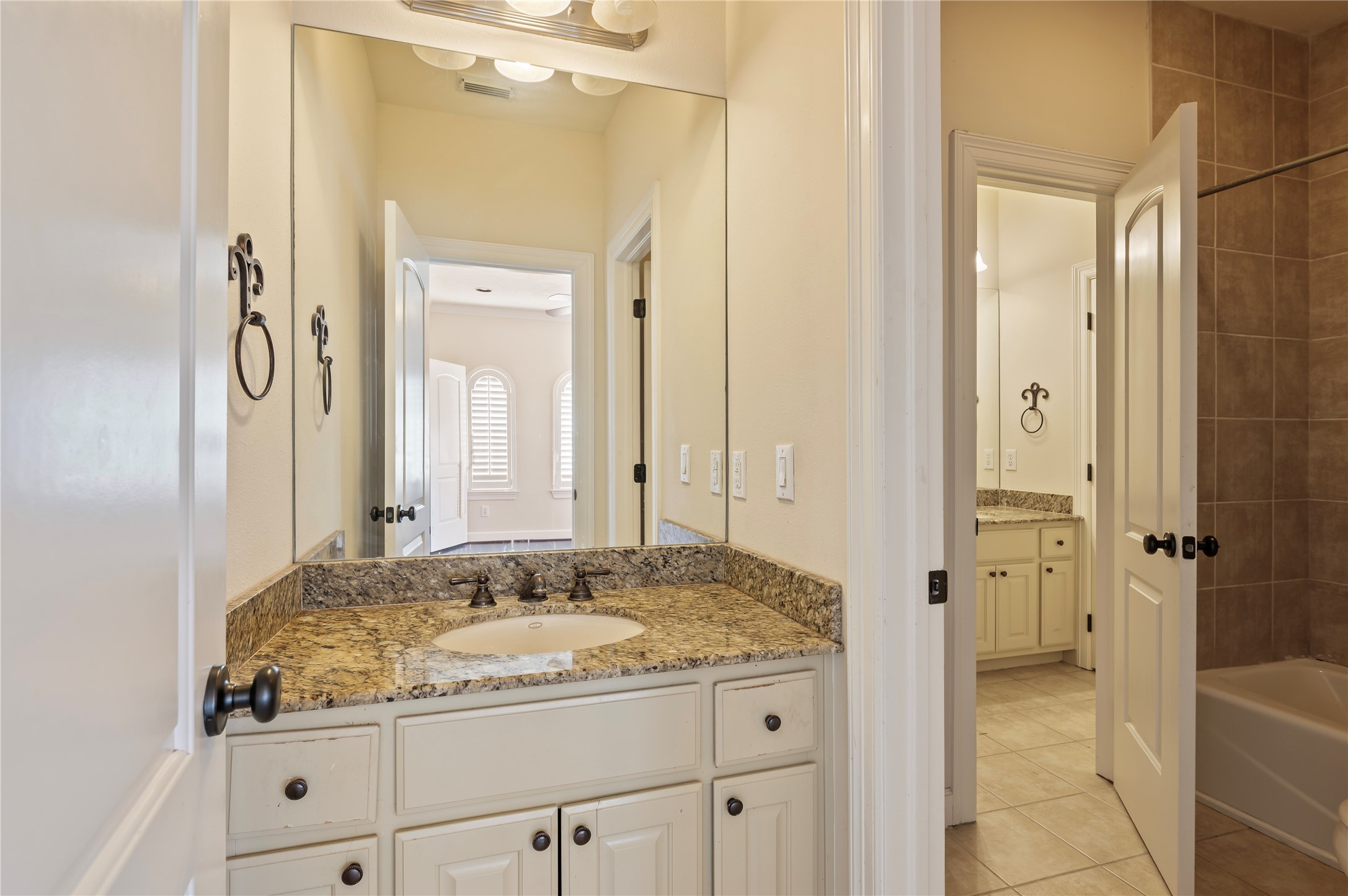 538 Villa Drive Property Photo 29
