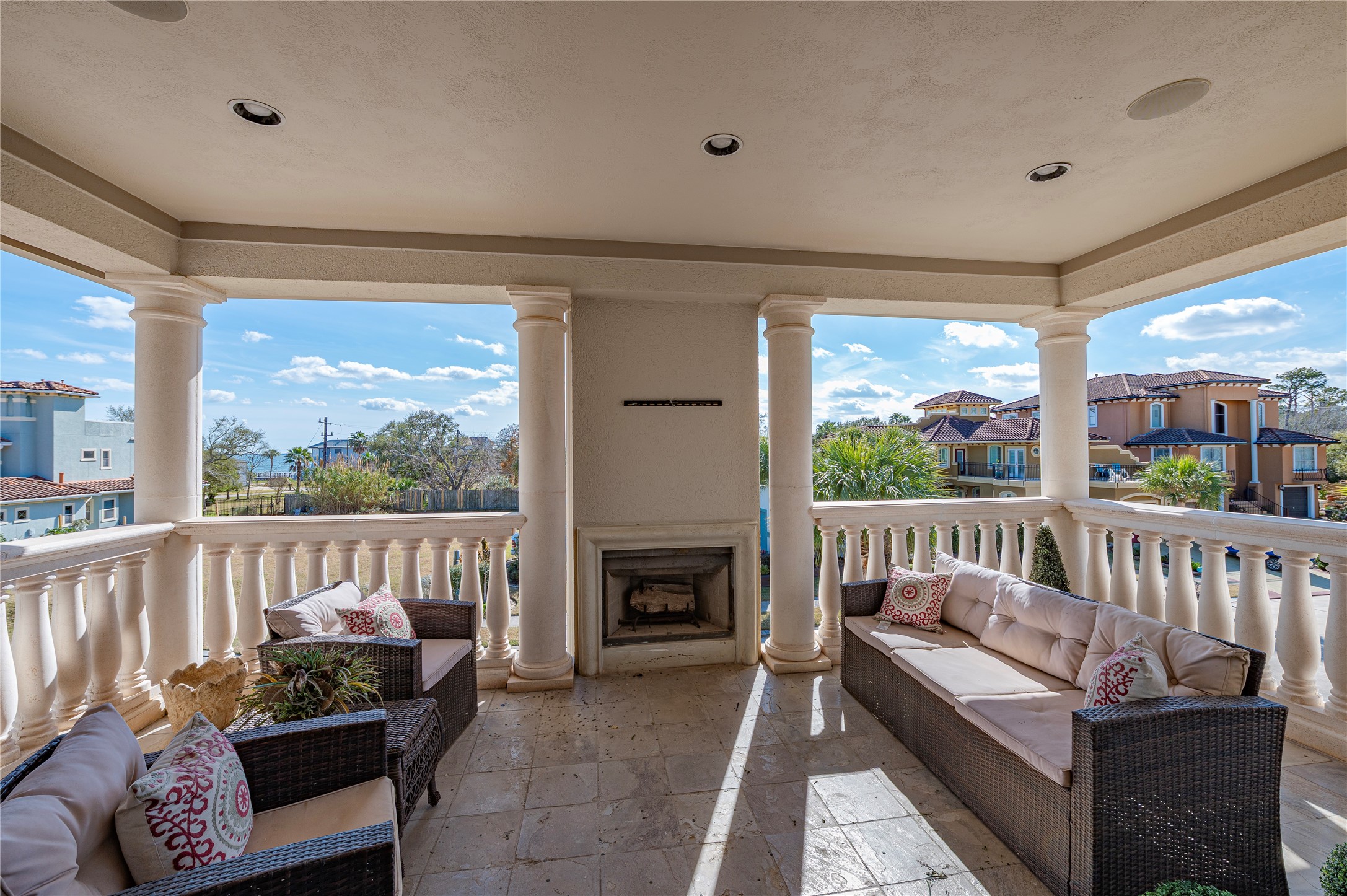 538 Villa Drive Property Photo 33
