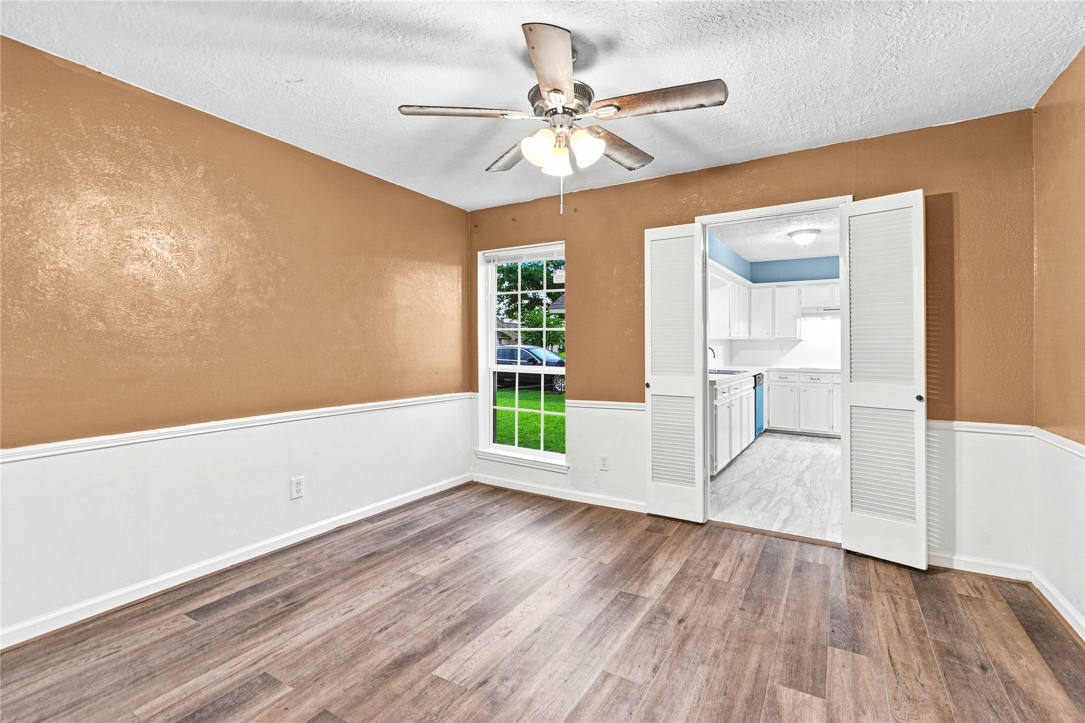 5927 Bihia Forest Drive Property Photo 4