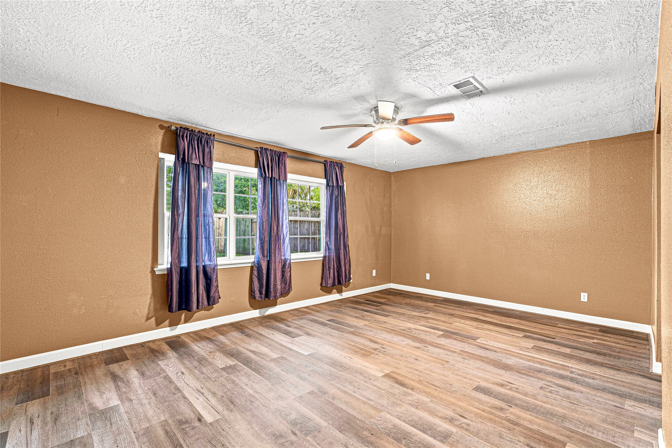 5927 Bihia Forest Drive Property Photo 12