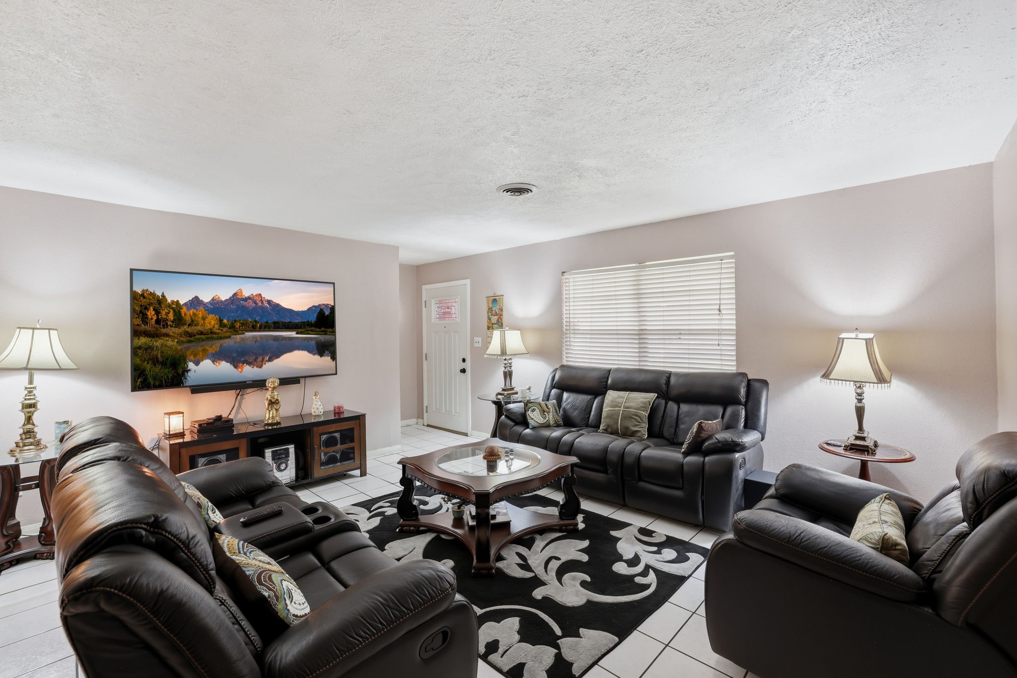 10922 Ivyridge Road Property Photo 3