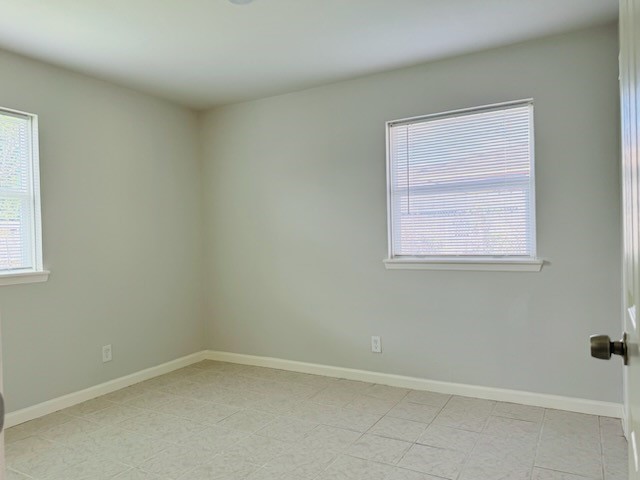 647 Regal Street Property Photo 4