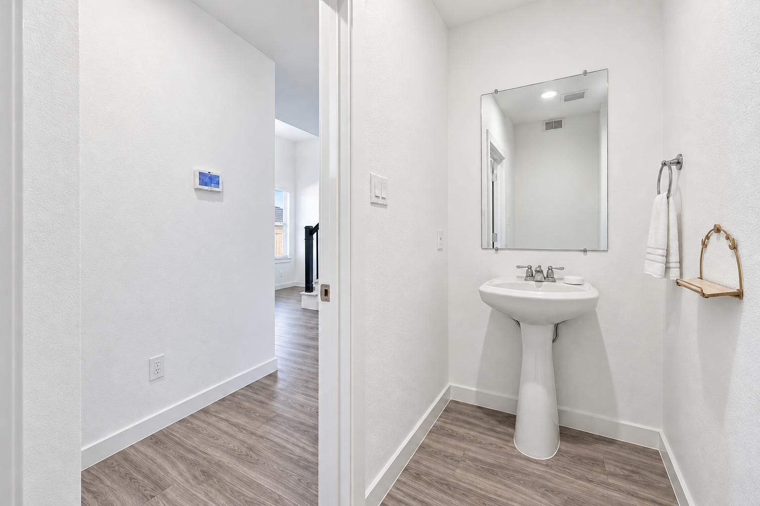 31606 Whittis Hill Way Property Photo 12