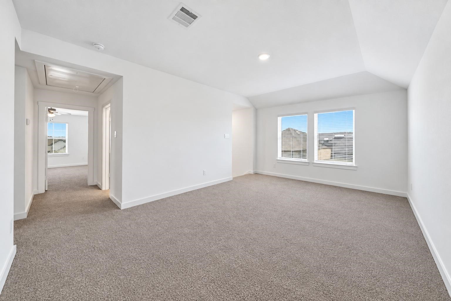 31606 Whittis Hill Way Property Photo 17