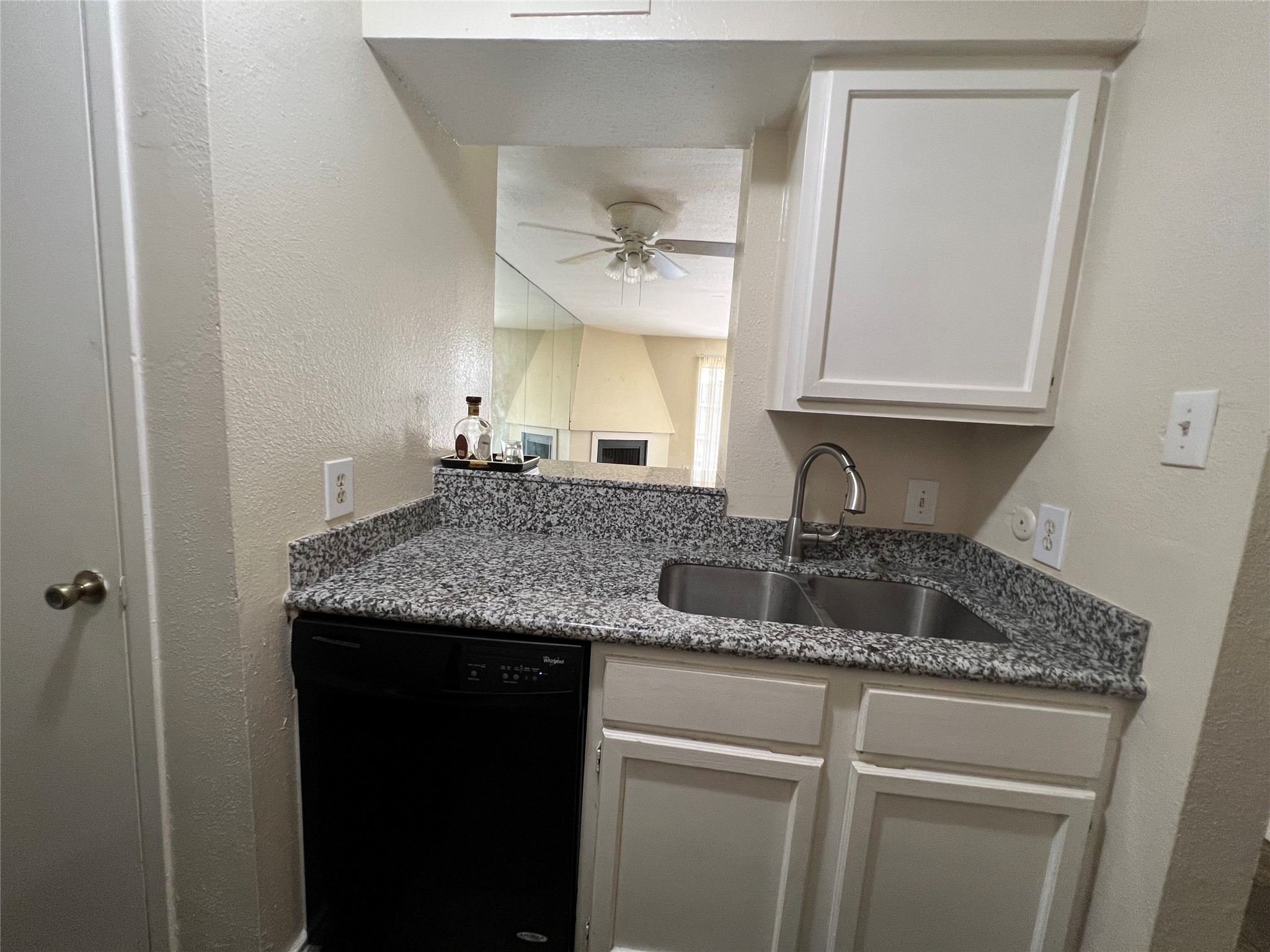 10075 Westpark Drive 12 Property Photo 10