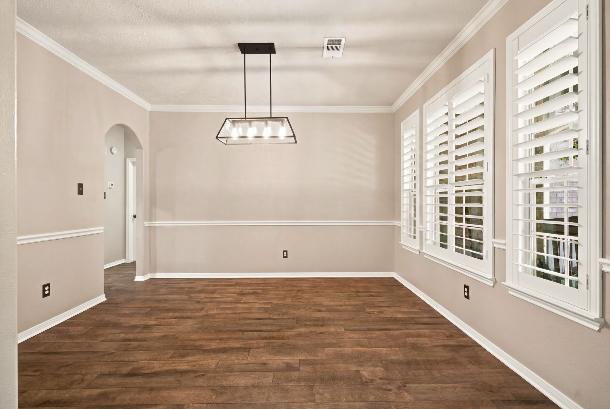 402 Fairbanks Drive Property Photo 11