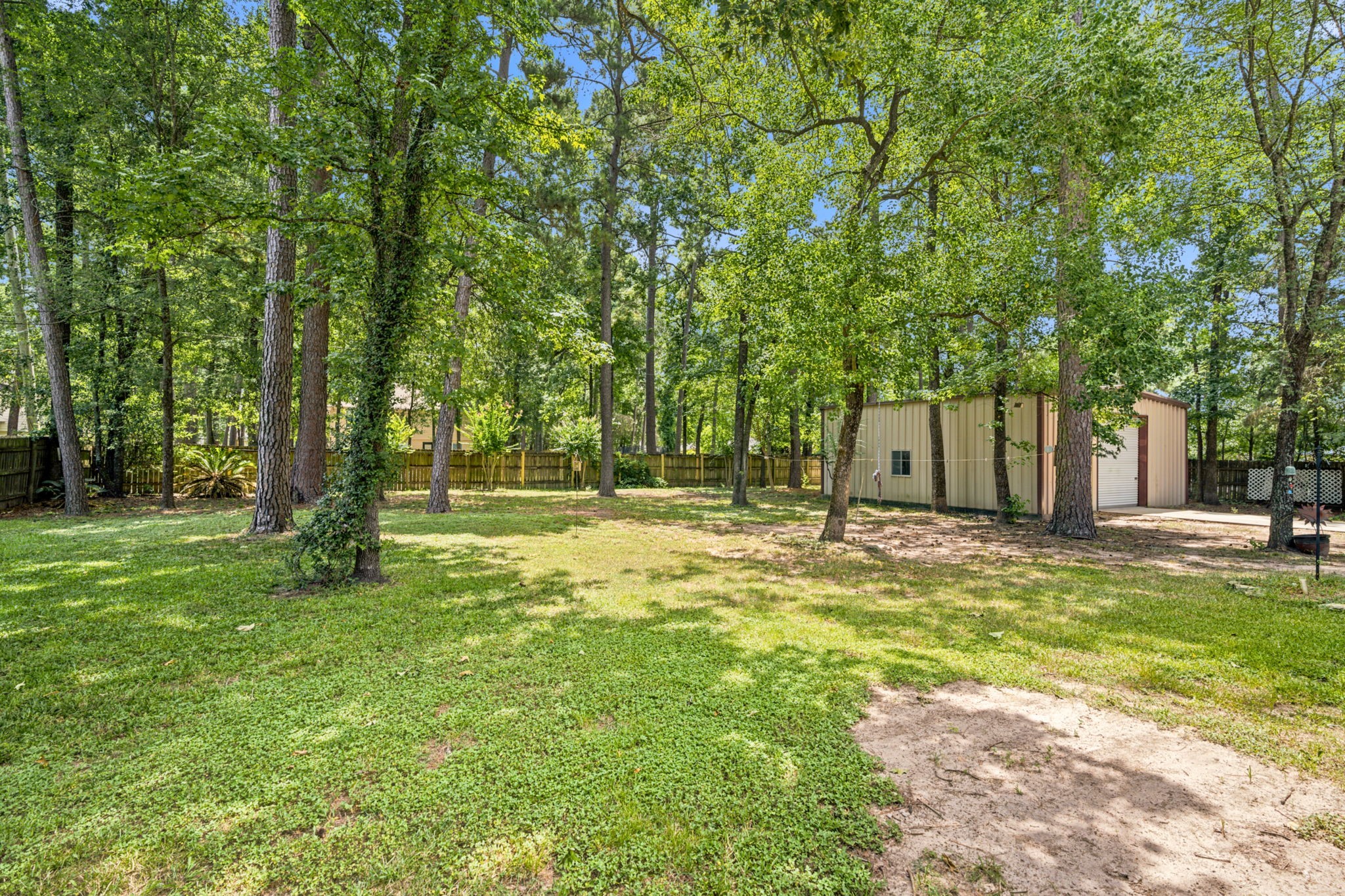 402 Fairbanks Drive Property Photo 38