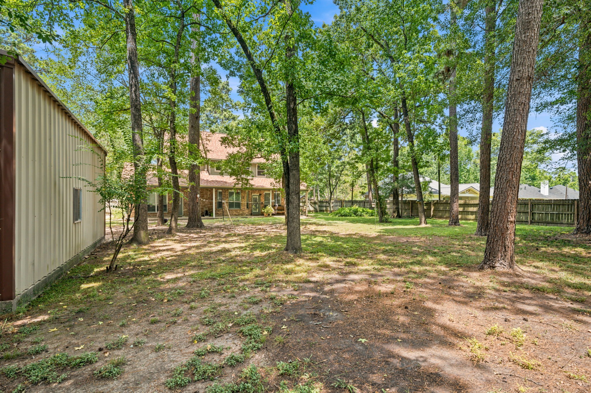 402 Fairbanks Drive Property Photo 39