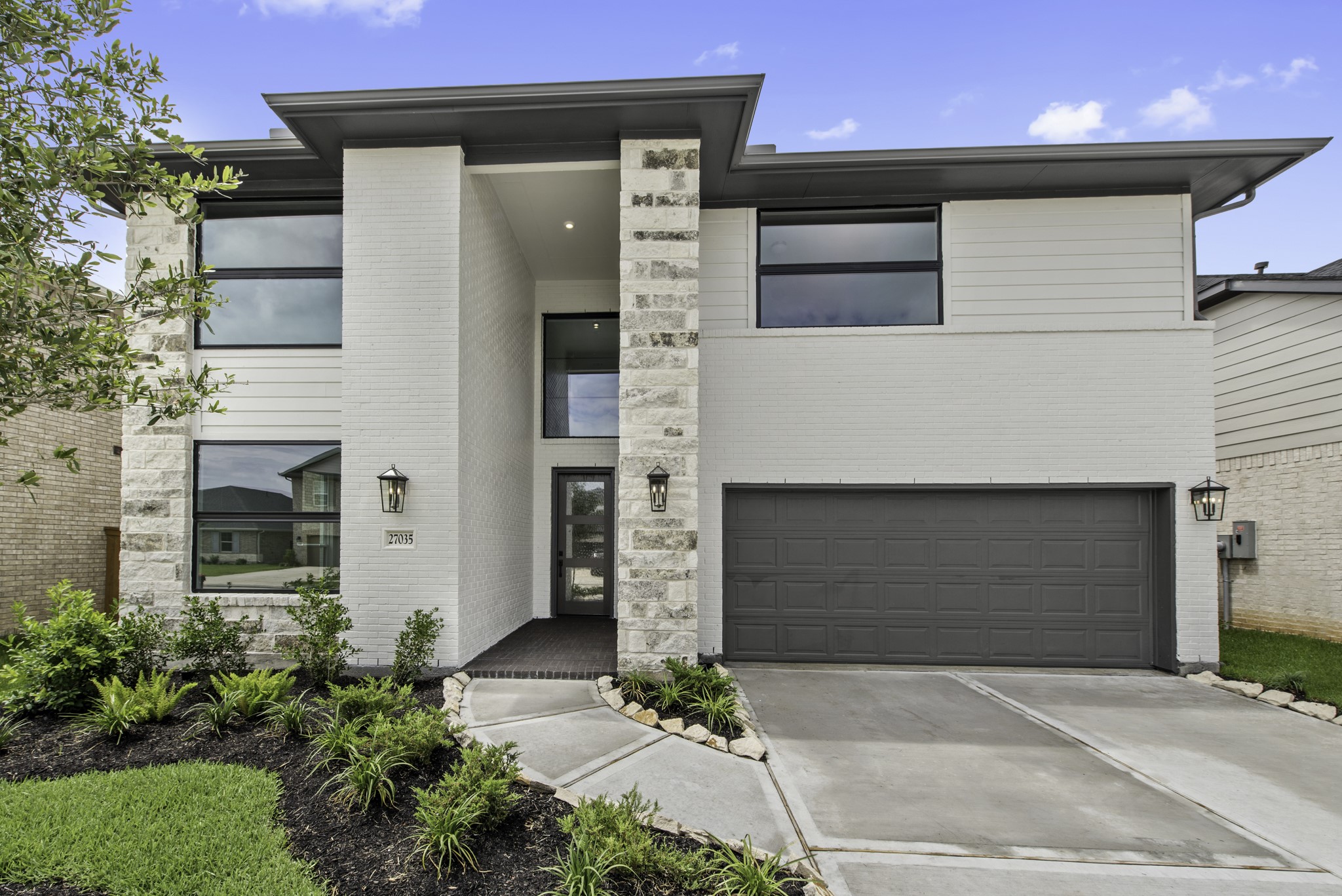 27035 Costa Creek Drive Property Photo 1