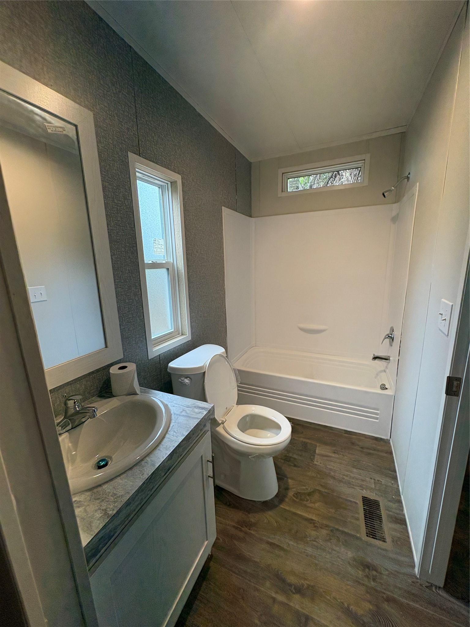 13230 Captain Circle Property Photo 14