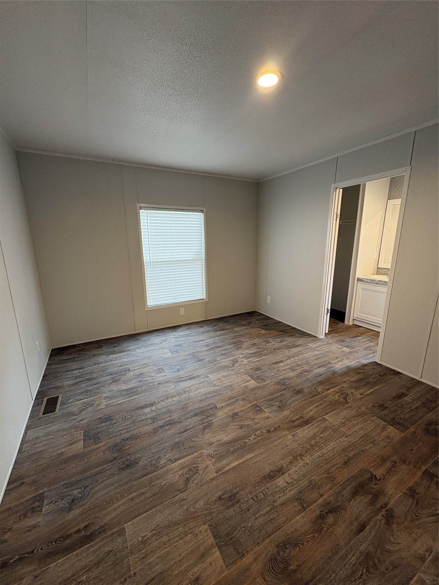 13230 Captain Circle Property Photo 17