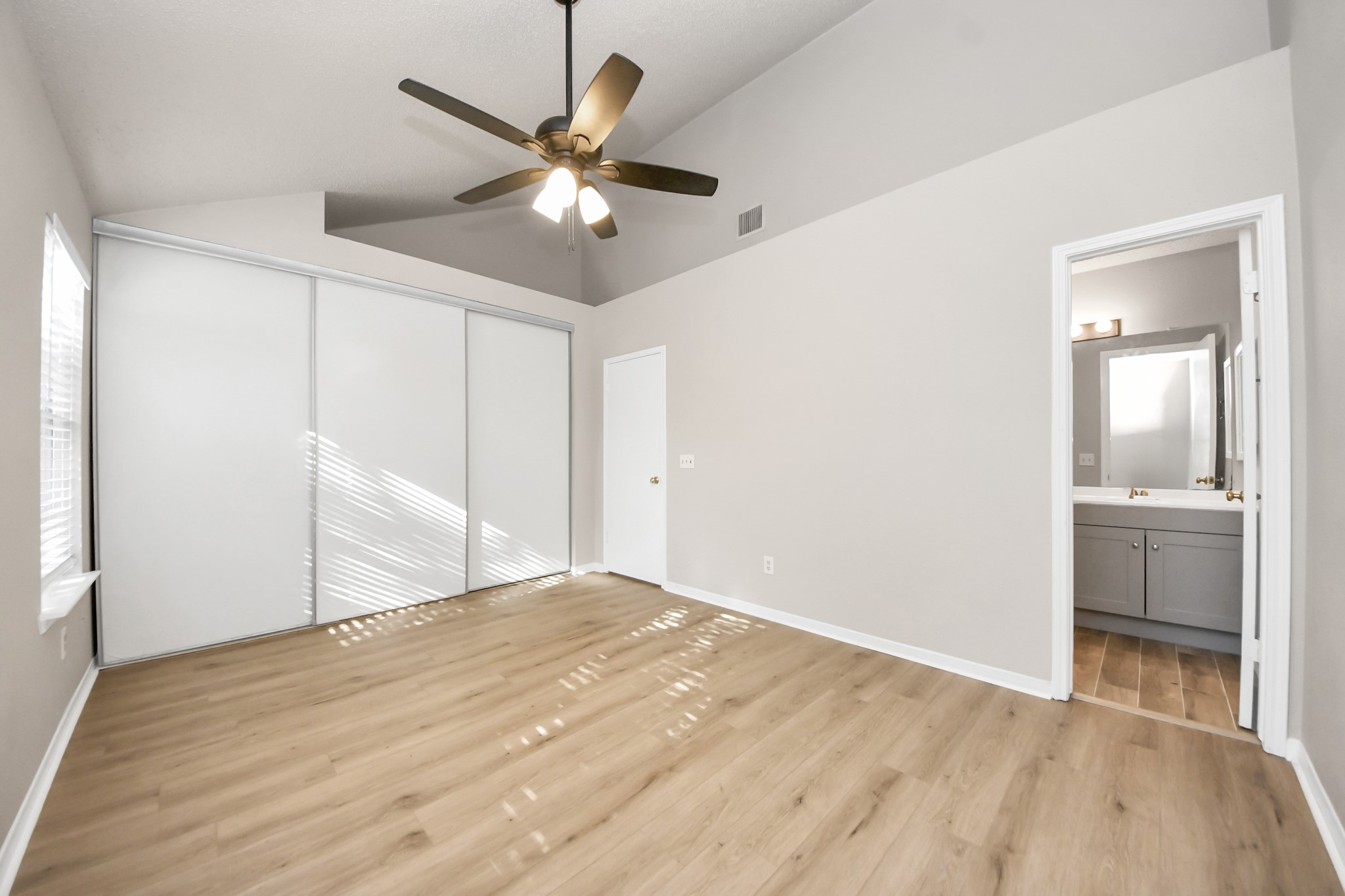 2910 Grants Lake Boulevard 1205 Property Photo 24