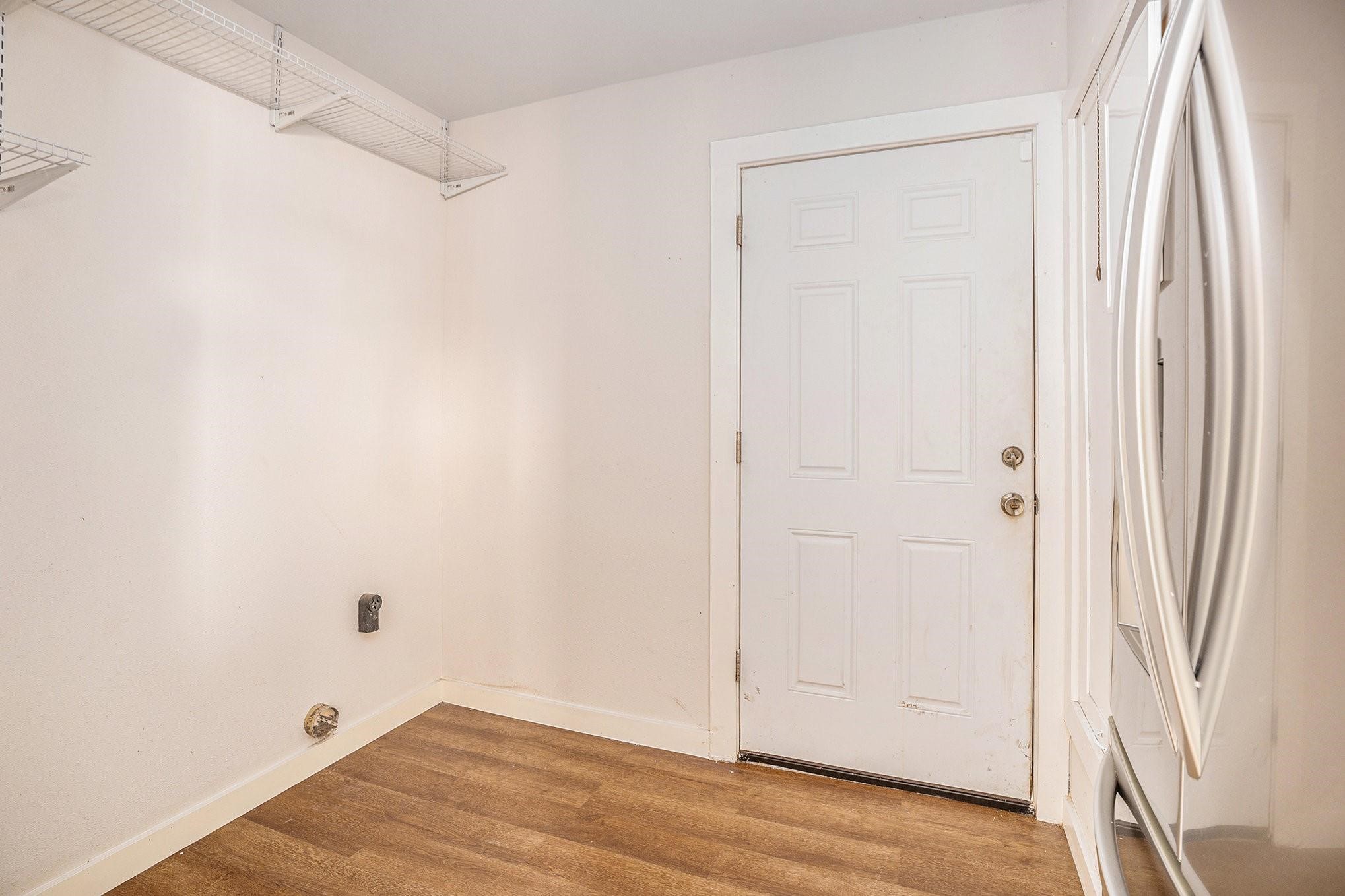202 Beatrice Street Property Photo 8
