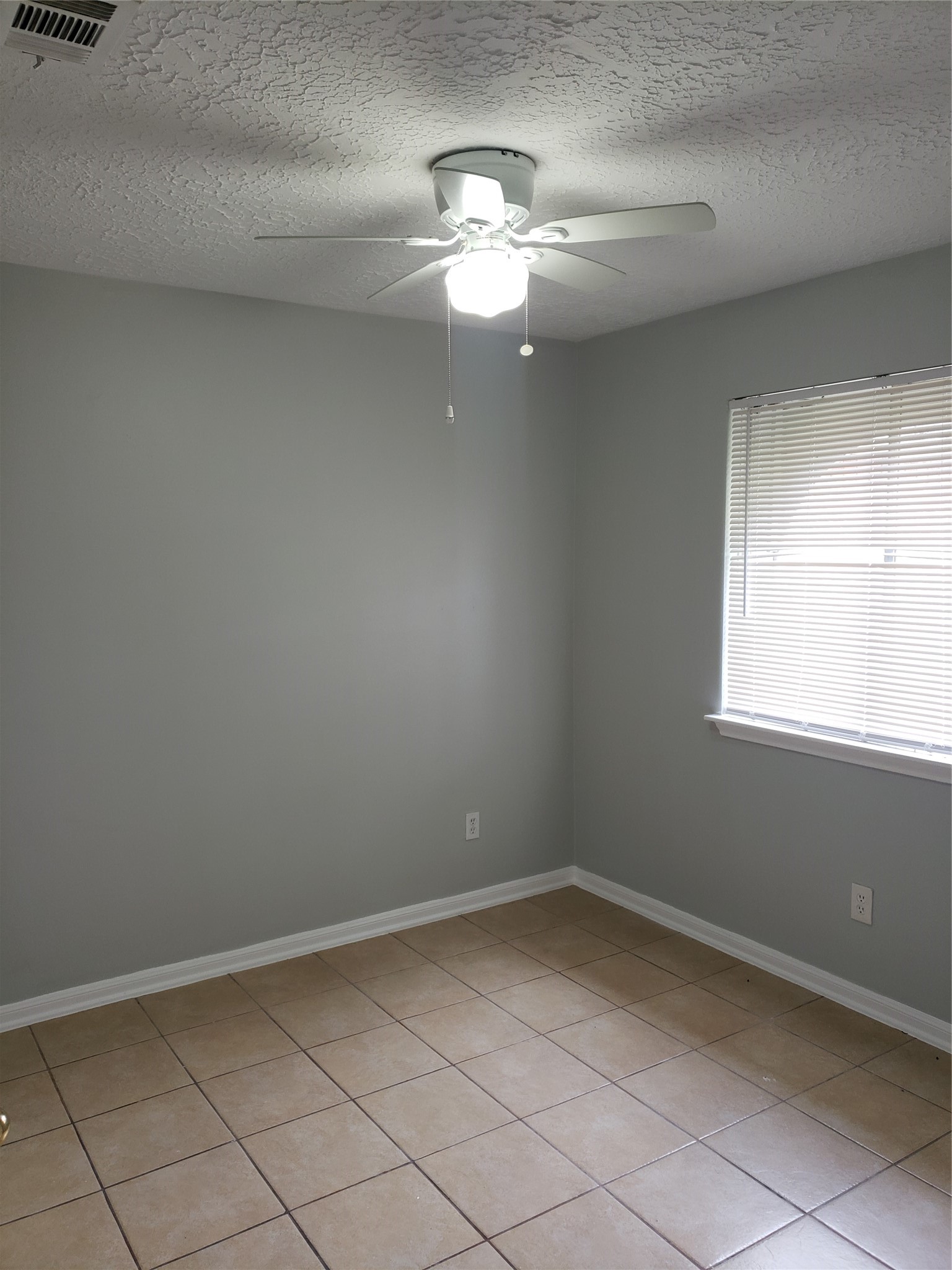 16315 Quail Place Drive Property Photo 5