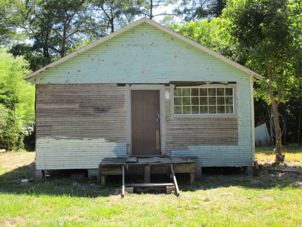 475 County Road 2557 Property Photo 5