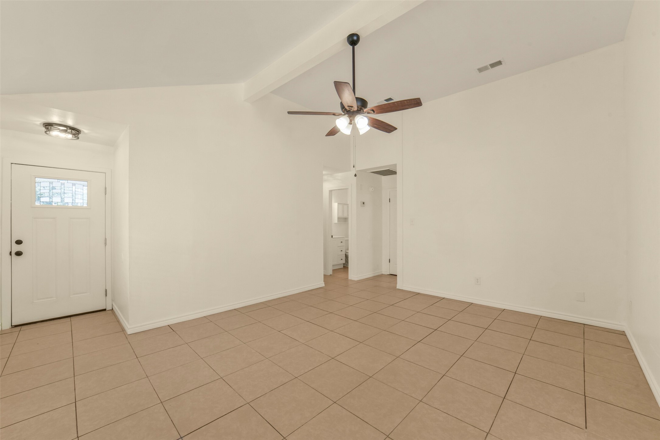 18147 Dinner Creek Drive Property Photo 8