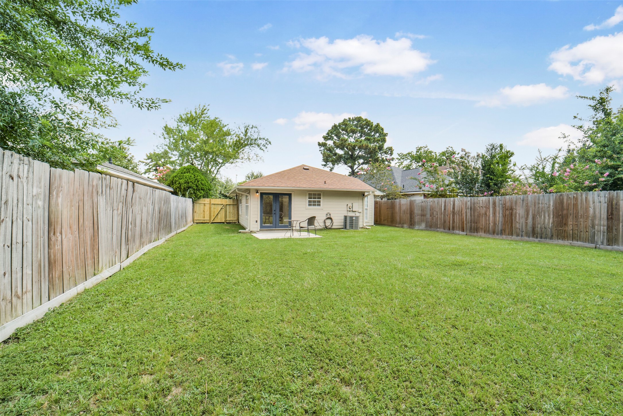 18147 Dinner Creek Drive Property Photo 33