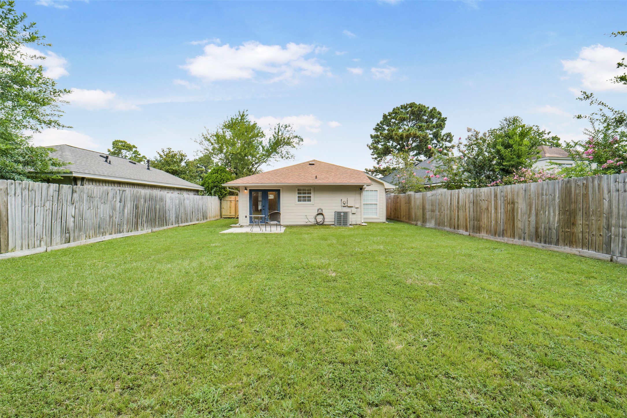 18147 Dinner Creek Drive Property Photo 34