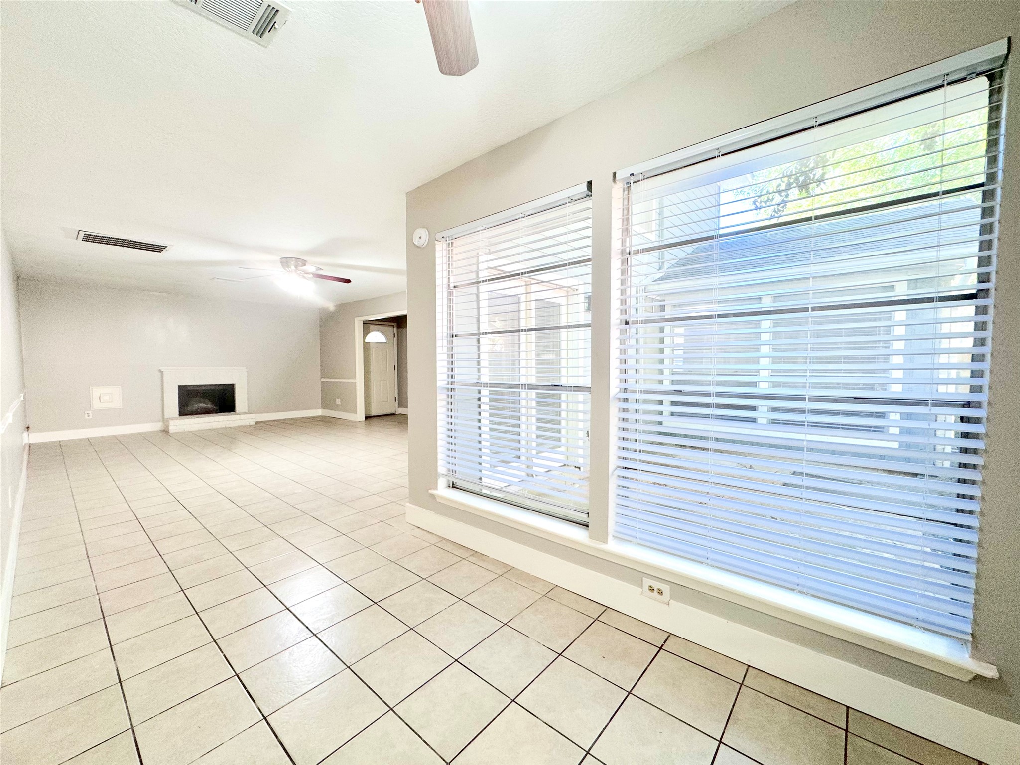10827 Sugar Hill Drive A Property Photo 3