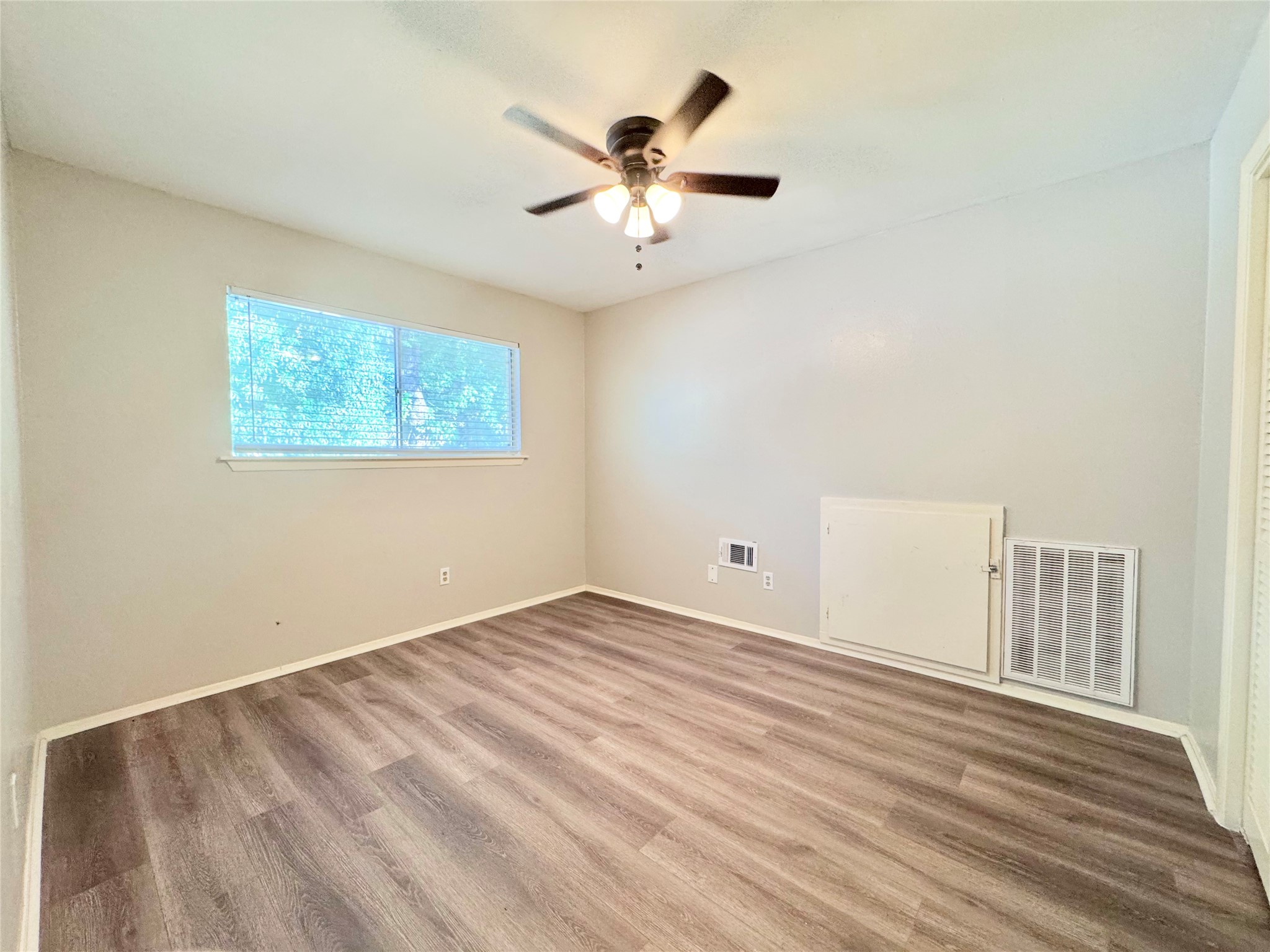 10827 Sugar Hill Drive A Property Photo 25