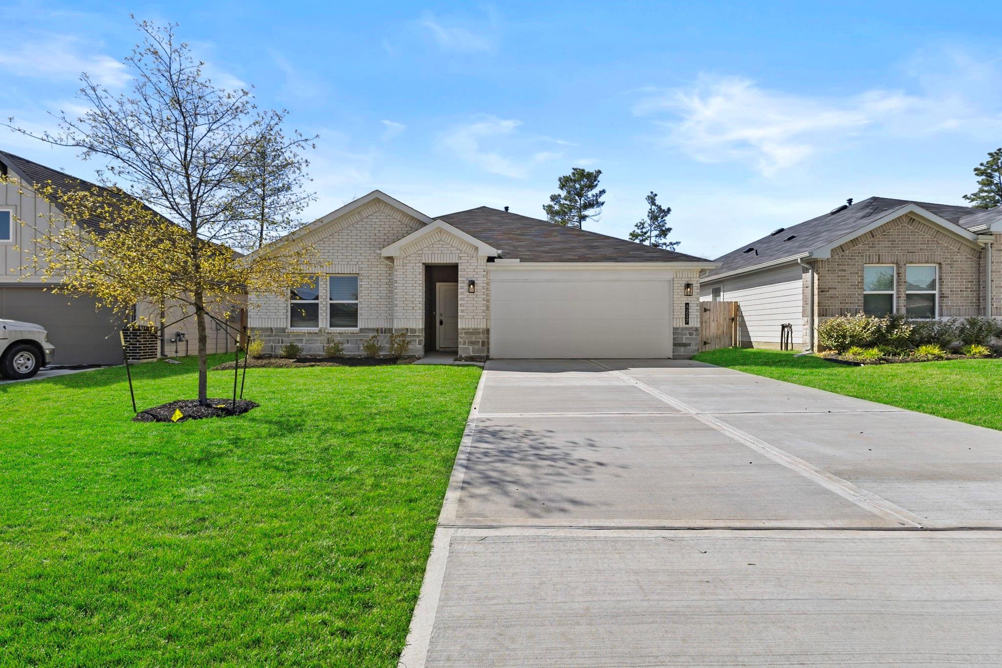 4217 Multnomah Falls Drive Property Photo 1