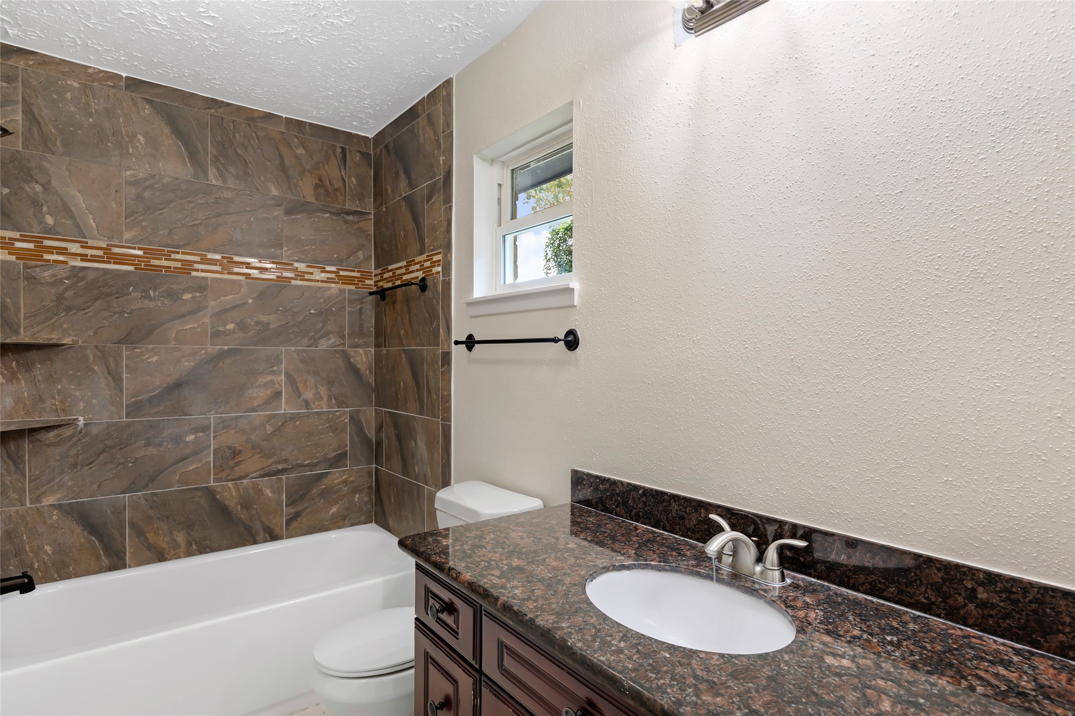 7018 Foxmar Lane Property Photo 15