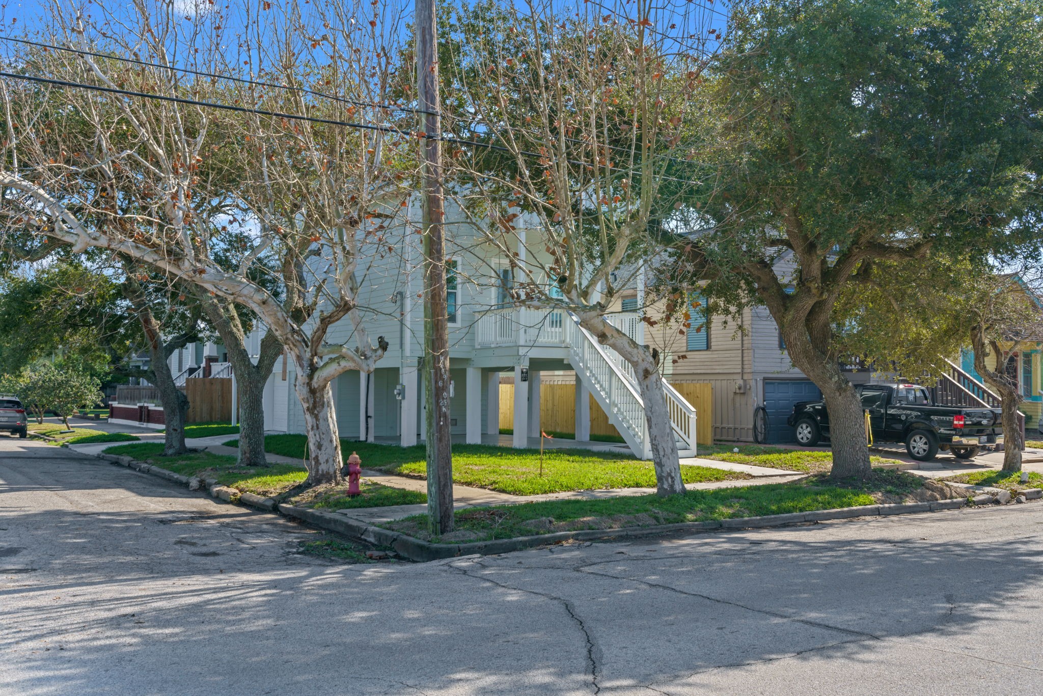 2202 31st Street Property Photo 4