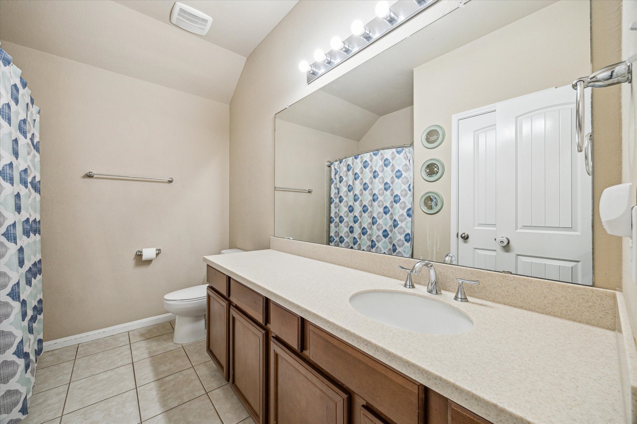 3510 Dryer Park Drive Property Photo 27