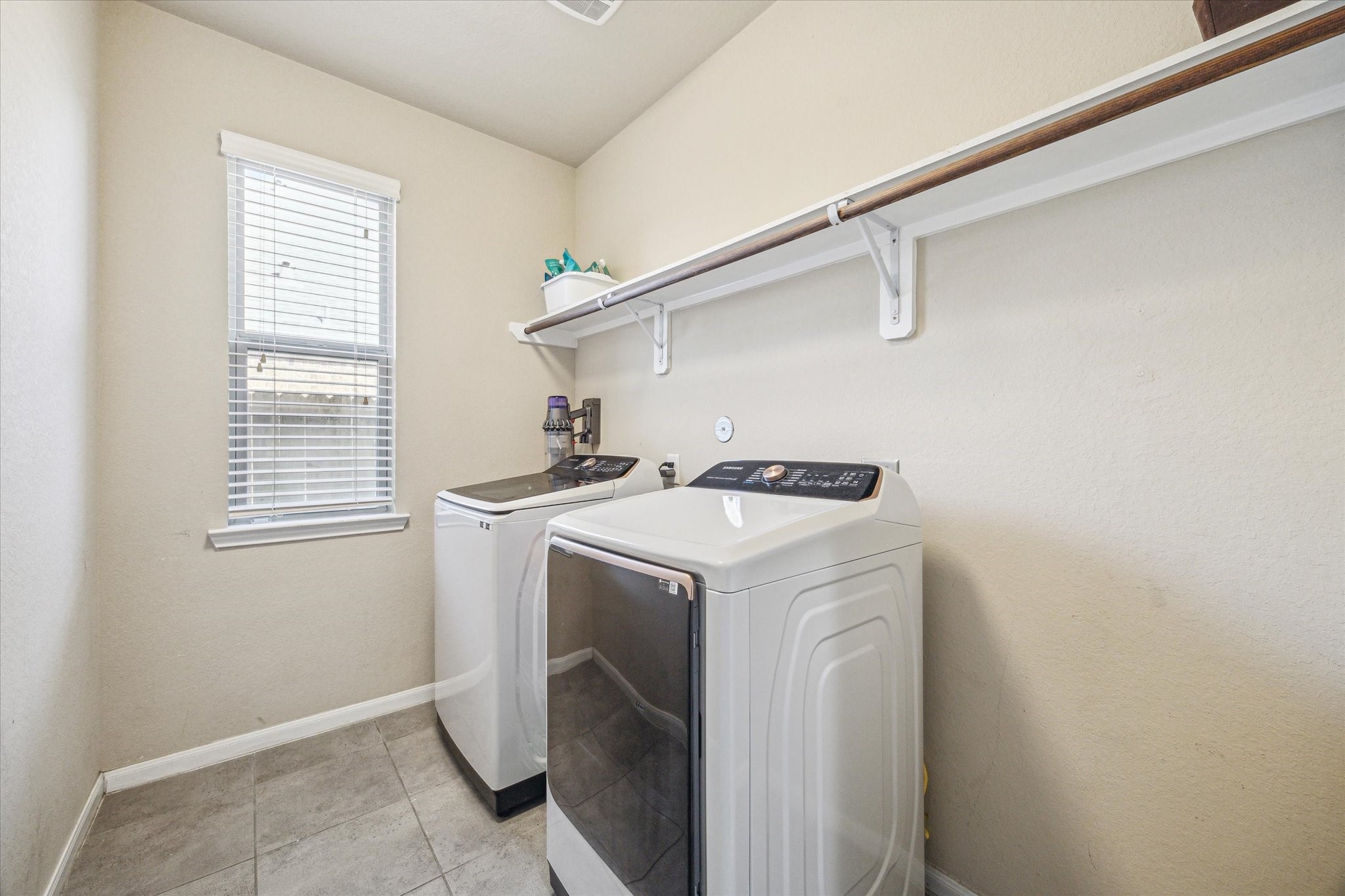 3510 Dryer Park Drive Property Photo 28