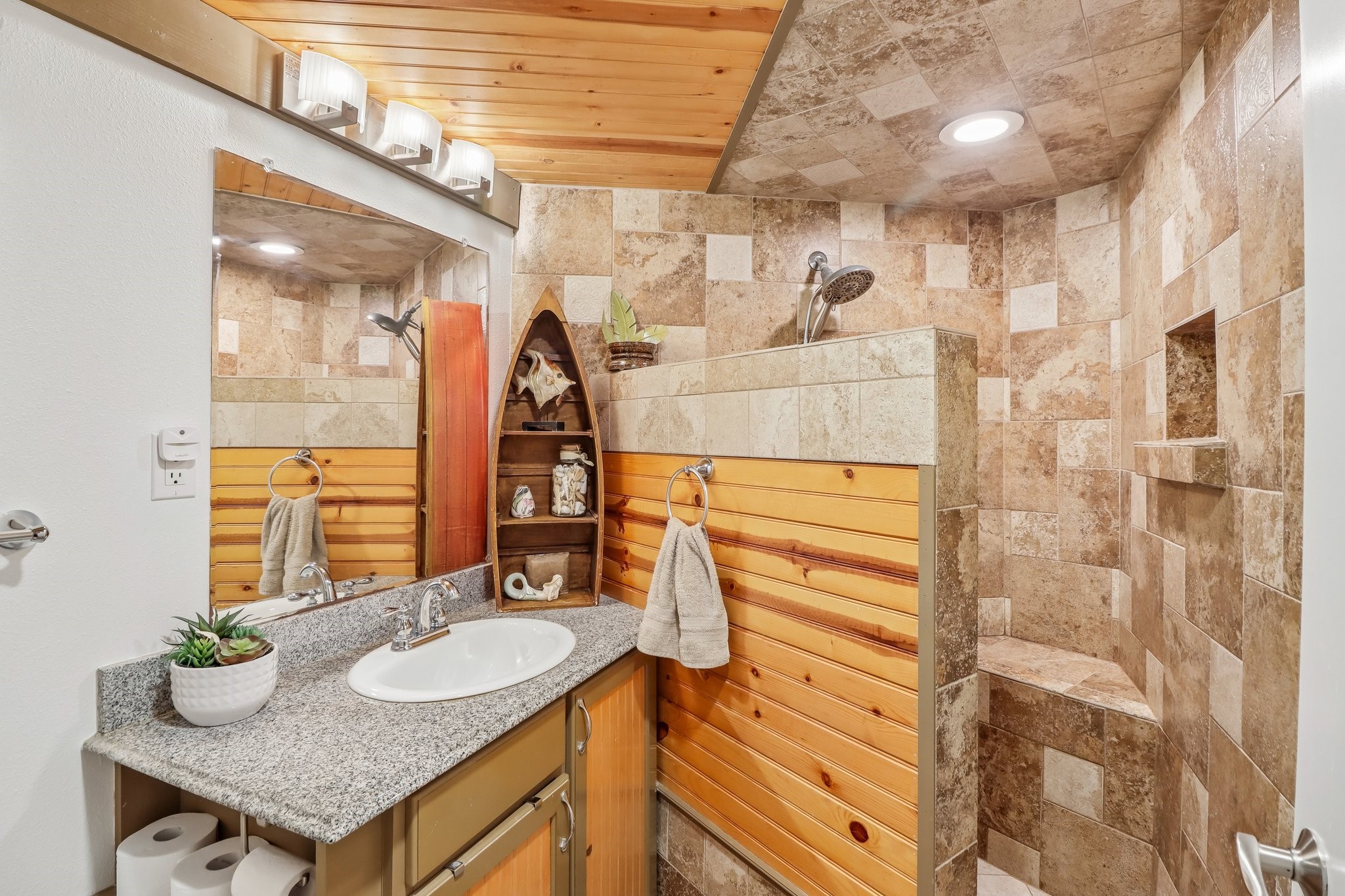 130 Admiral Lane Property Photo 16