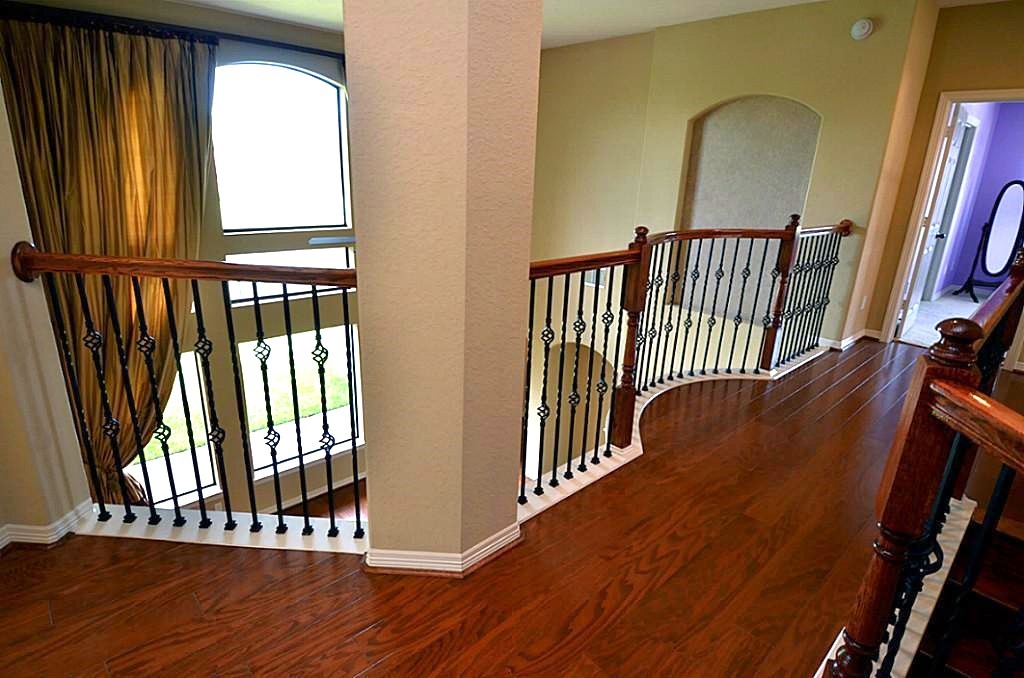 2498 Encino Avenue Property Photo 15