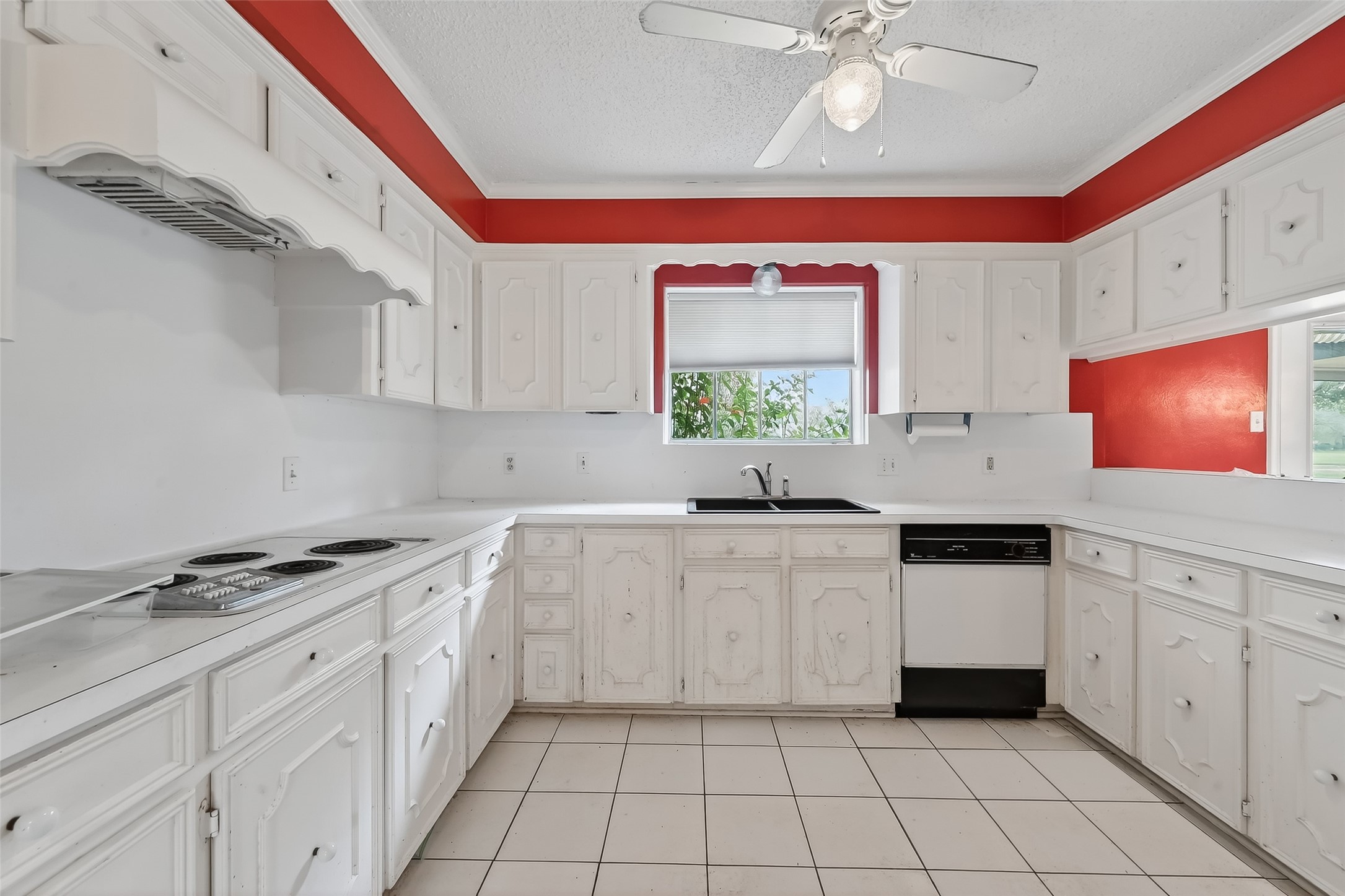 2911 Robinson Road Property Photo 23