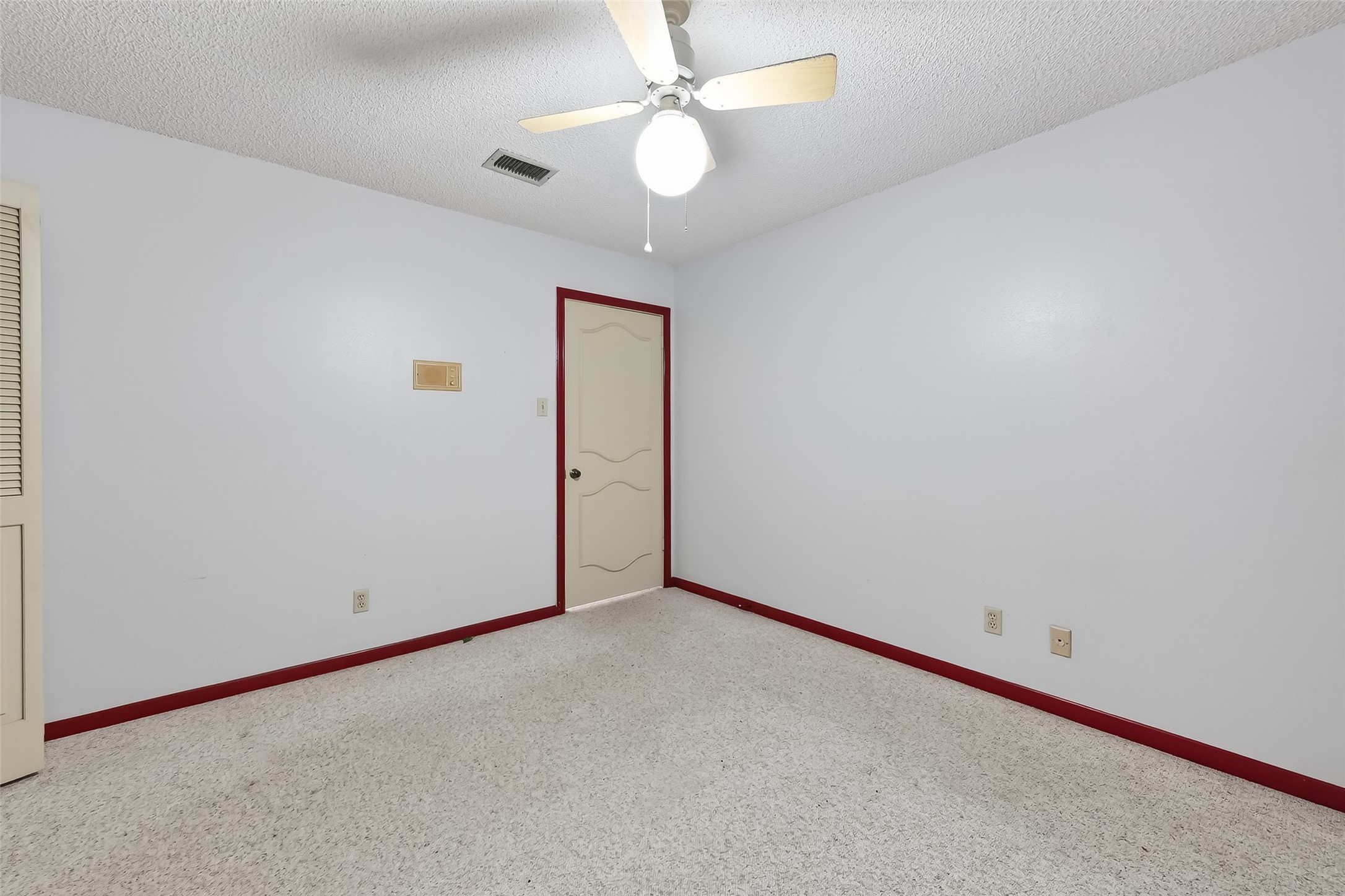 2911 Robinson Road Property Photo 39