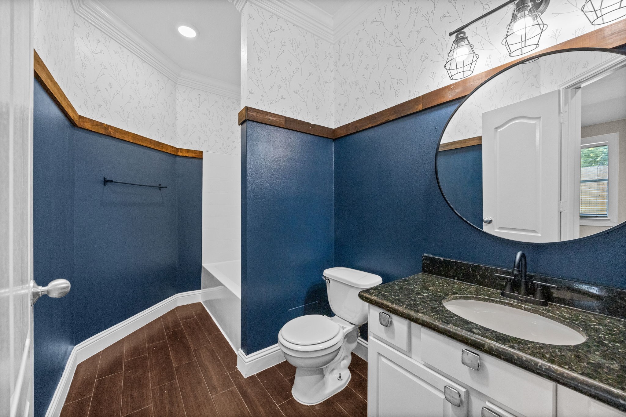 3807 Parade Ct Court Property Photo 21