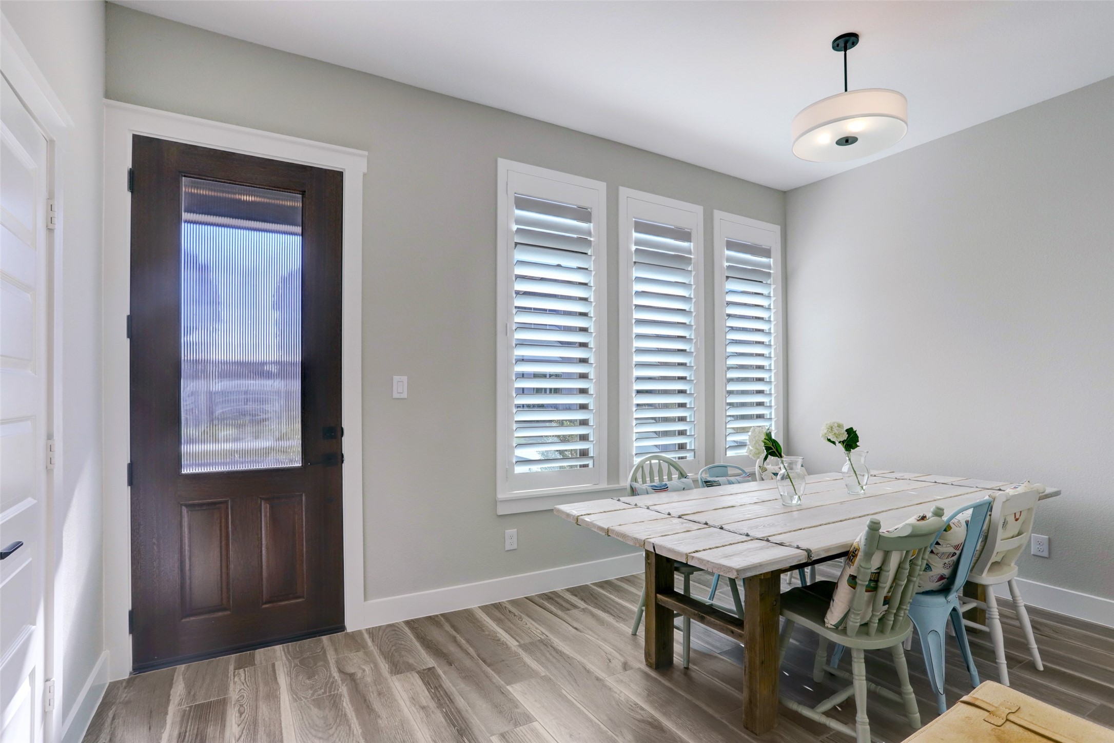 18526 Vivacious Lane Property Photo 4