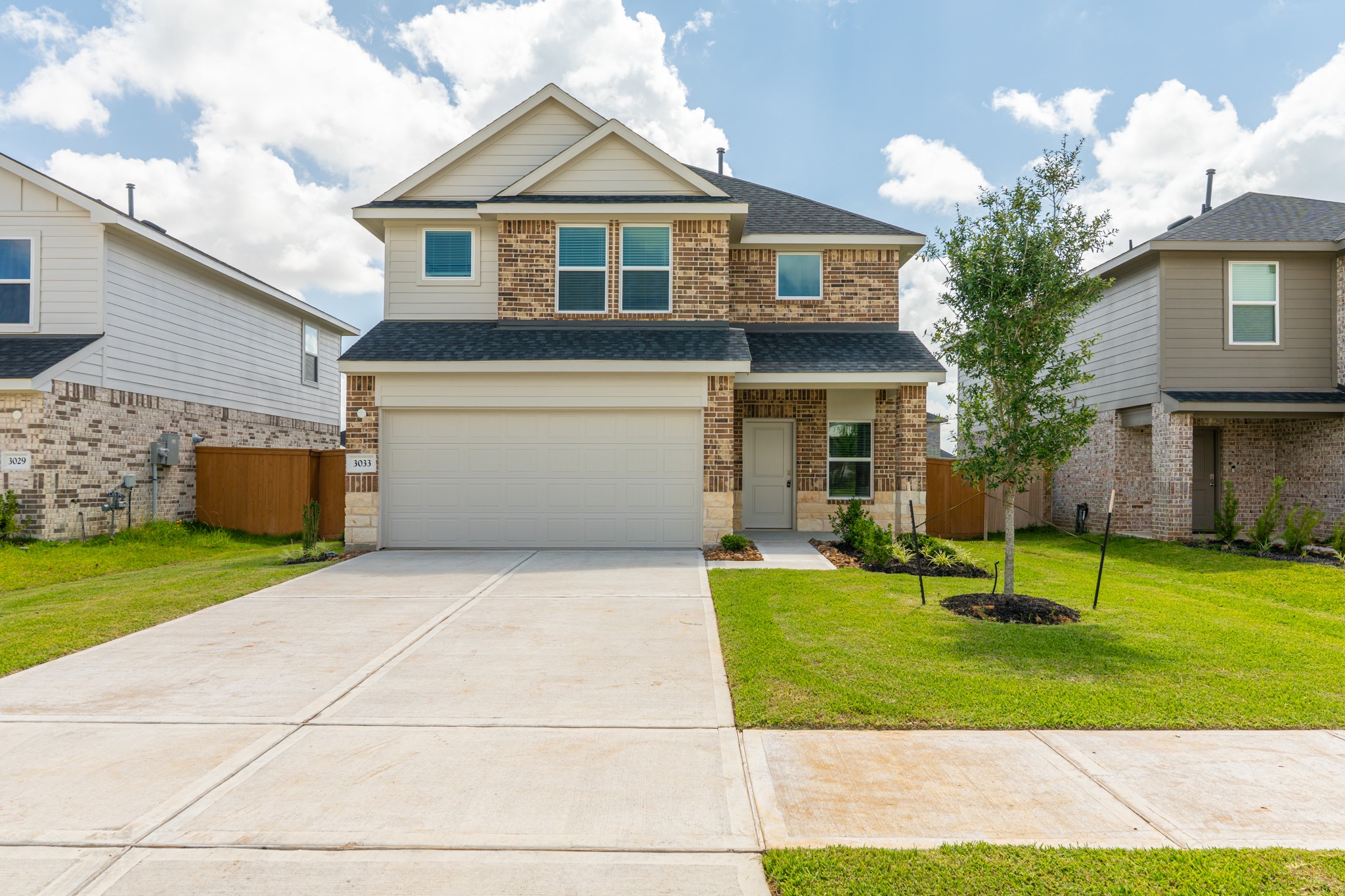 3033 Brizzo Beach Lane Property Photo 1