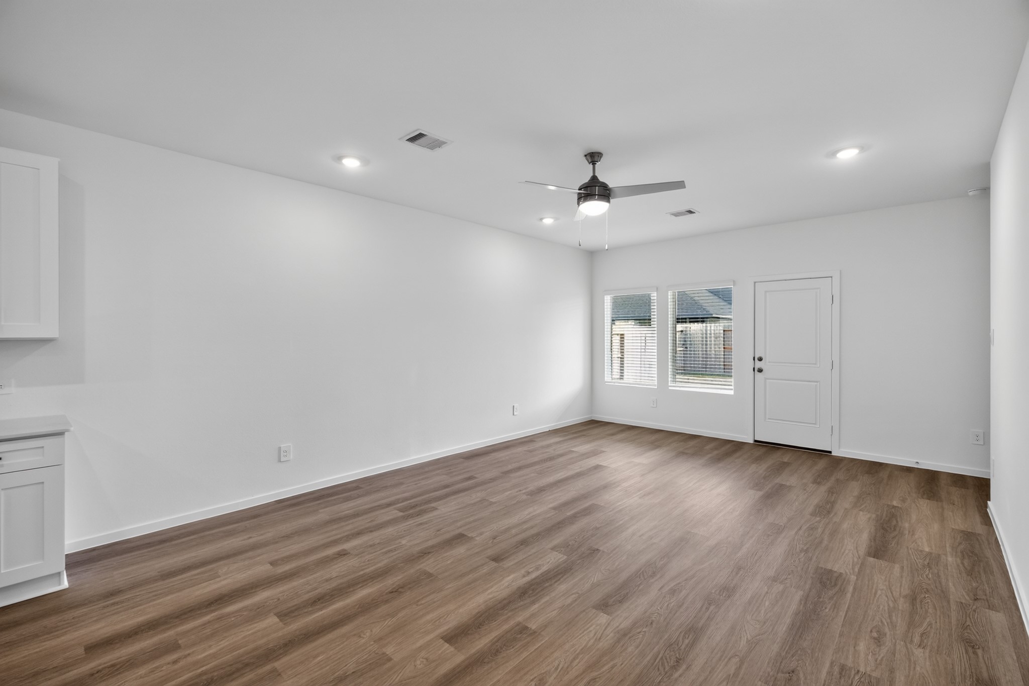 3033 Brizzo Beach Lane Property Photo 12