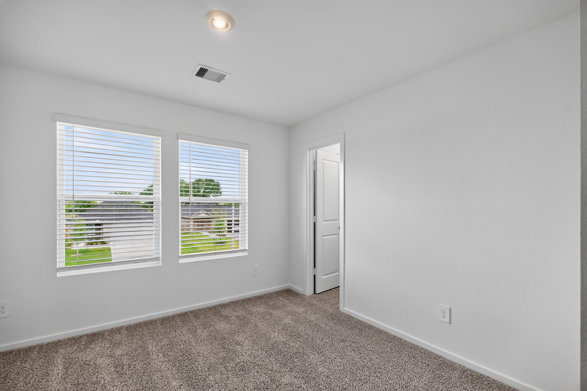 3033 Brizzo Beach Lane Property Photo 26
