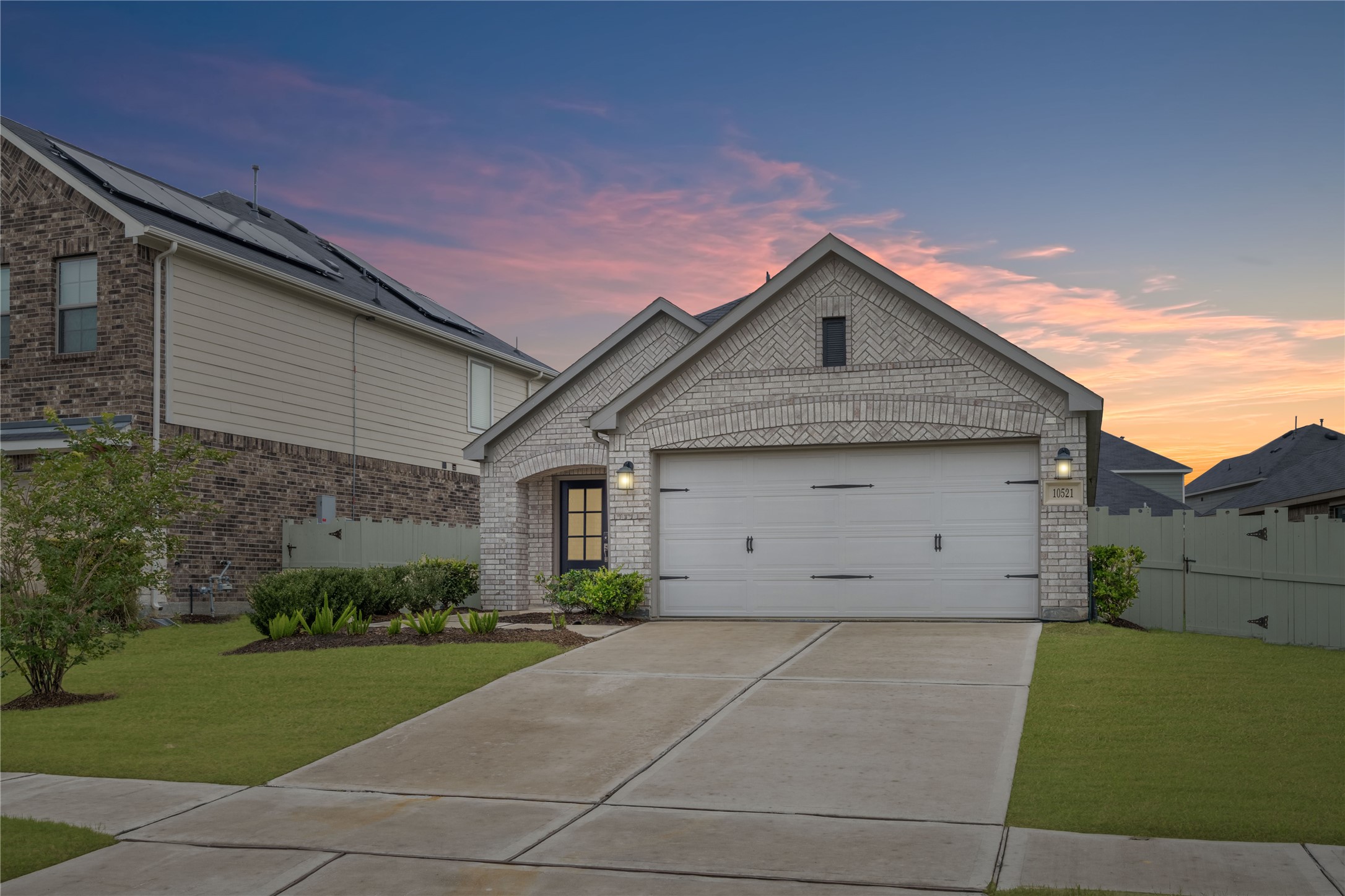 10521 Preserve Way Property Photo 2