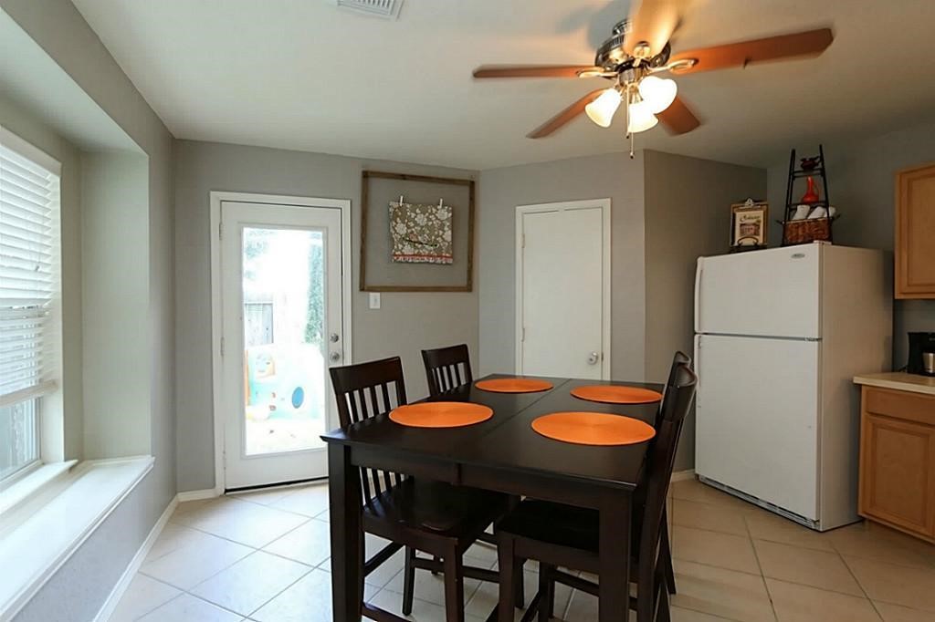 18127 Valebluff Lane Property Photo 4