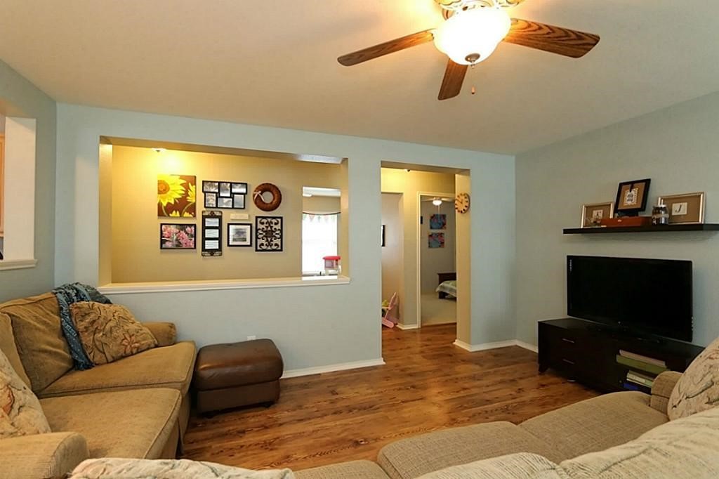 18127 Valebluff Lane Property Photo 5