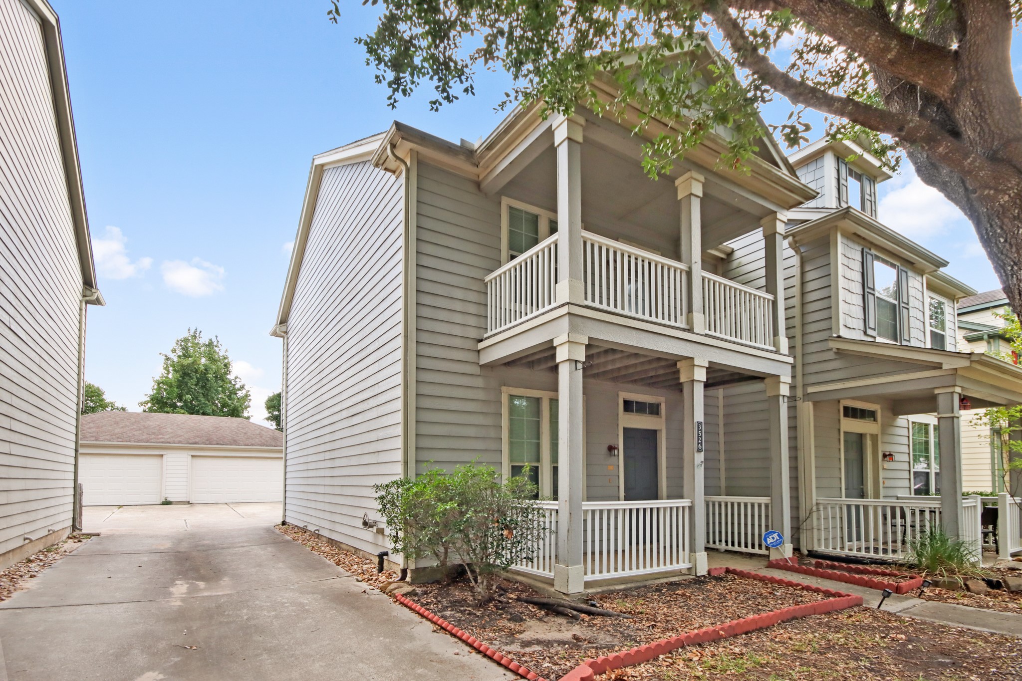 3526 Glenmore Meadow Drive Property Photo 1