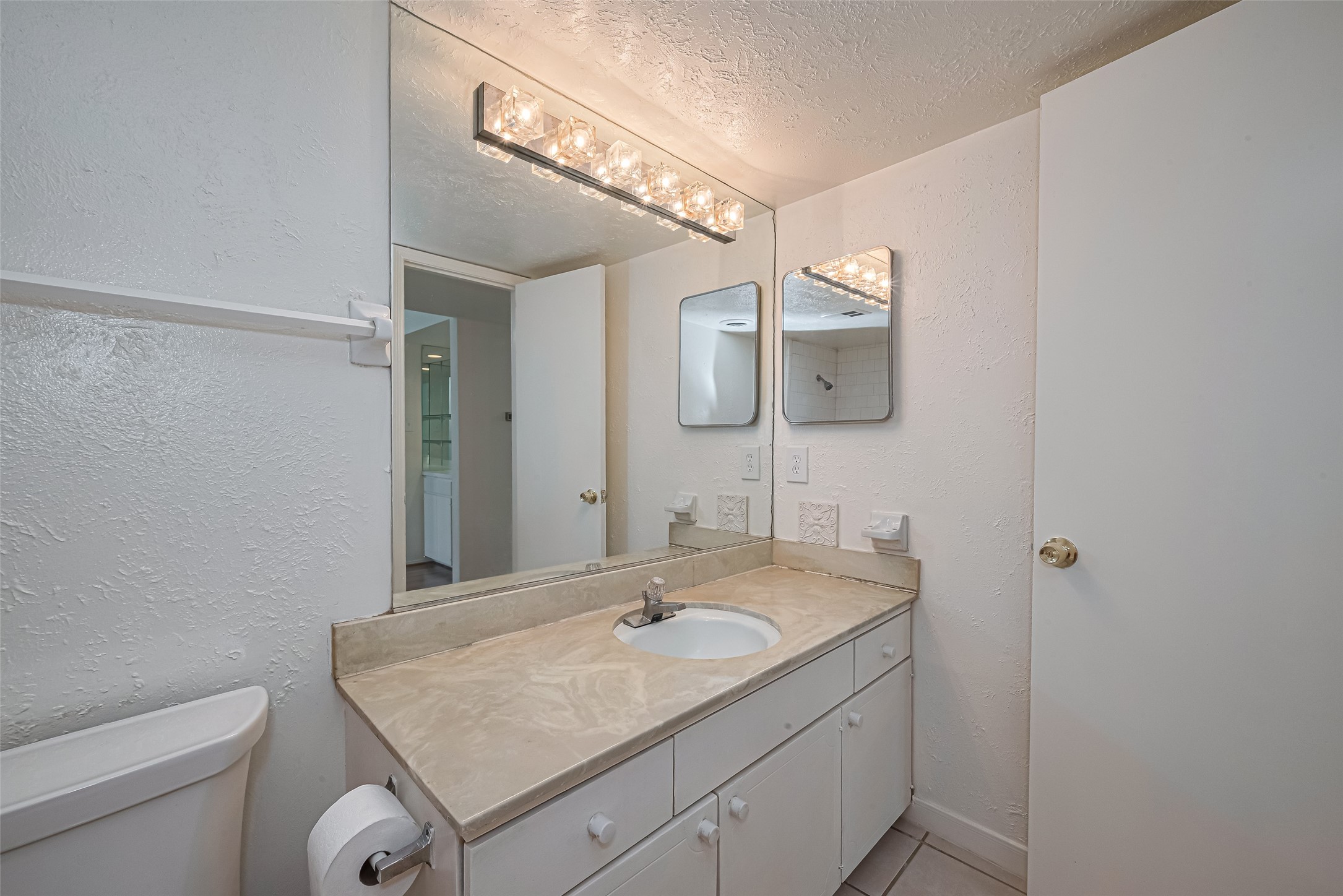 12633 Memorial Drive 250 Property Photo 17