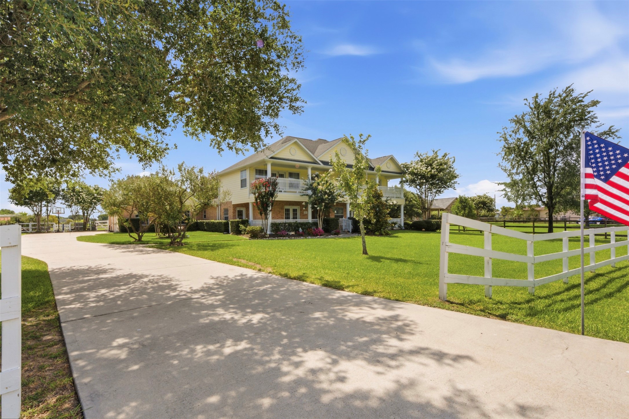 1727 Wild Mustang Canyon Lane Property Photo 4