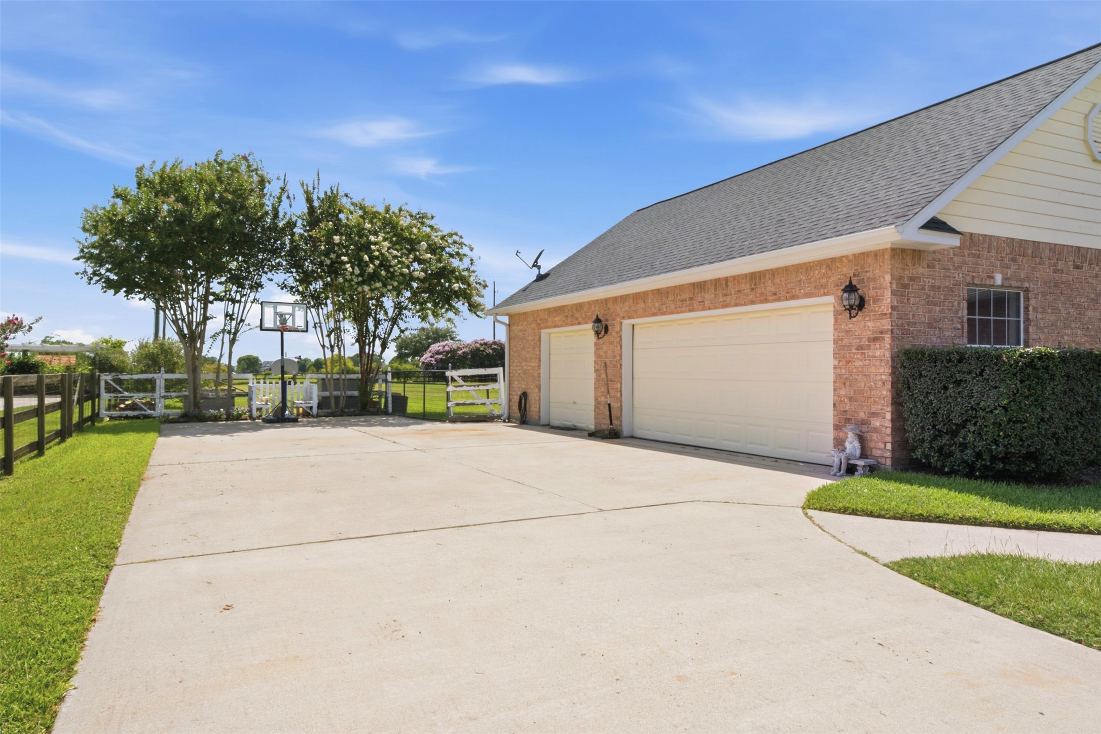 1727 Wild Mustang Canyon Lane Property Photo 7