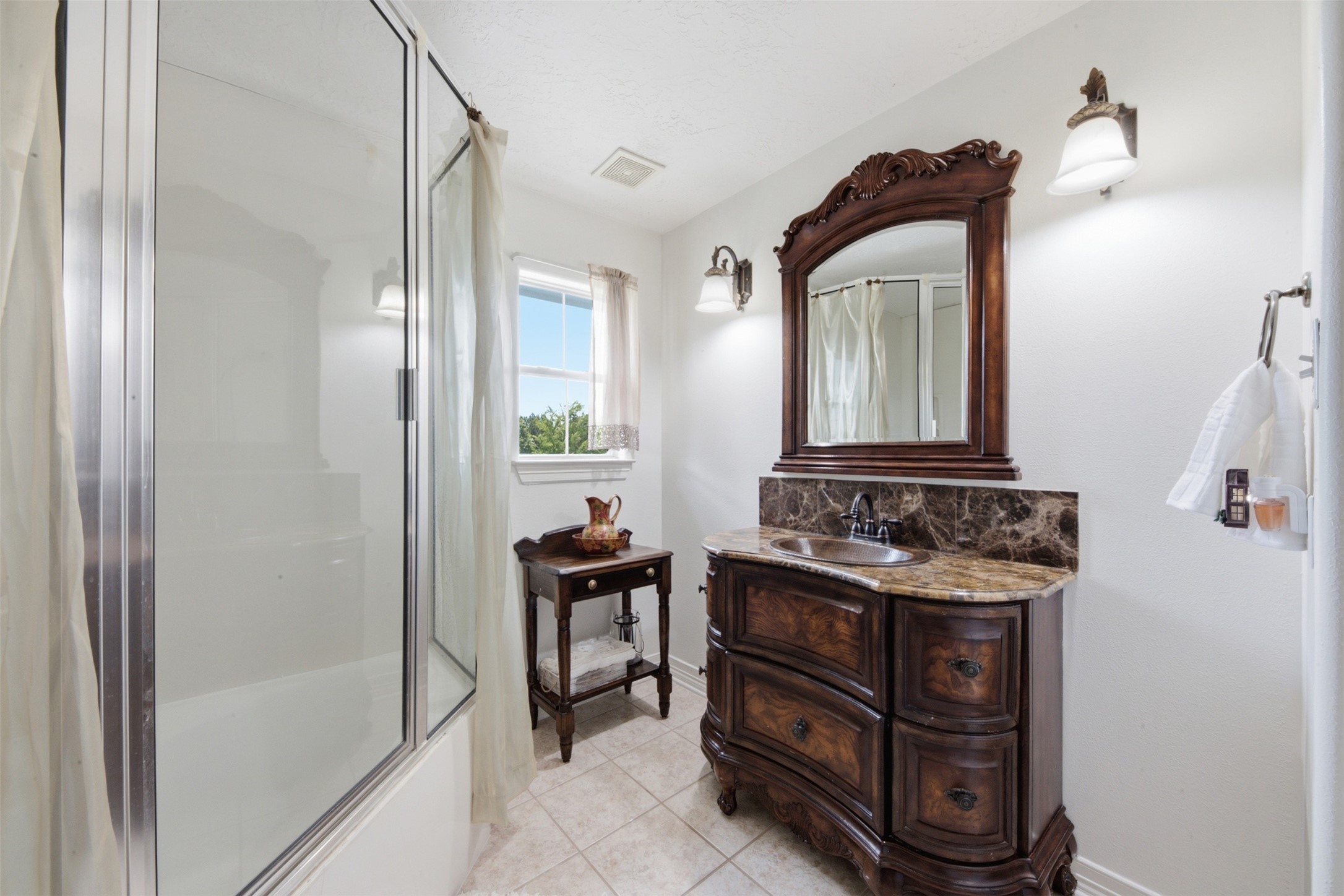 1727 Wild Mustang Canyon Lane Property Photo 27